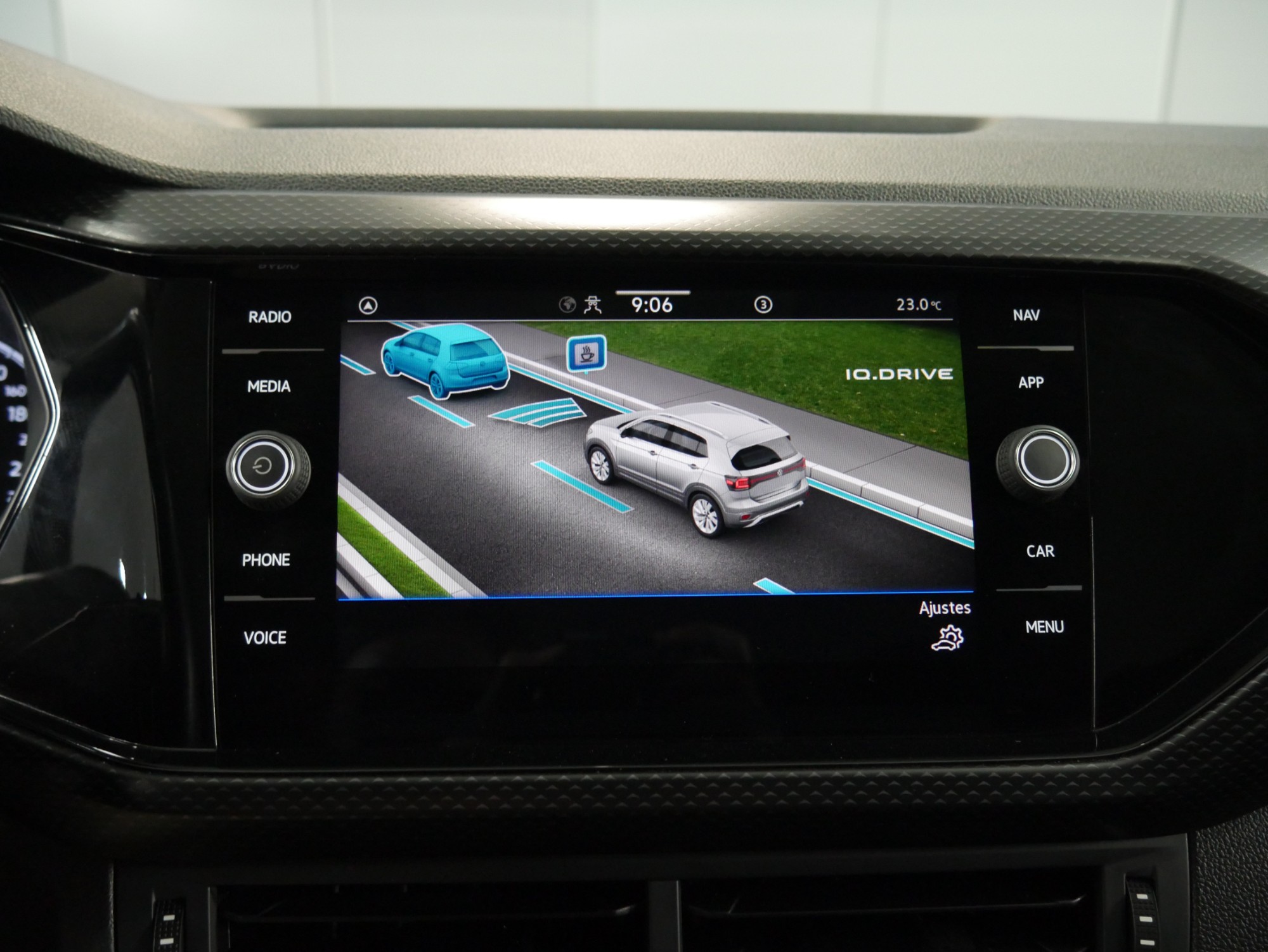 VOLKSWAGEN TCROSS