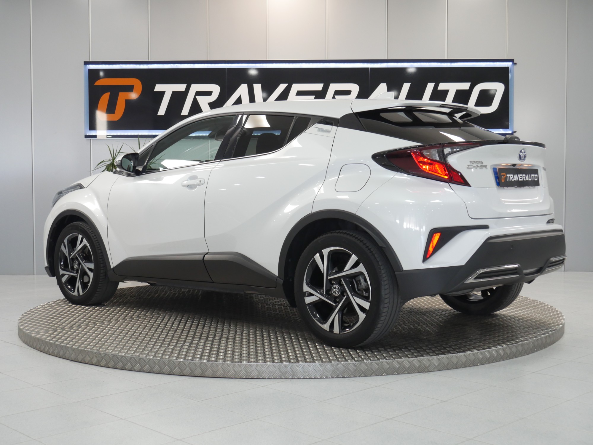 toyota chr