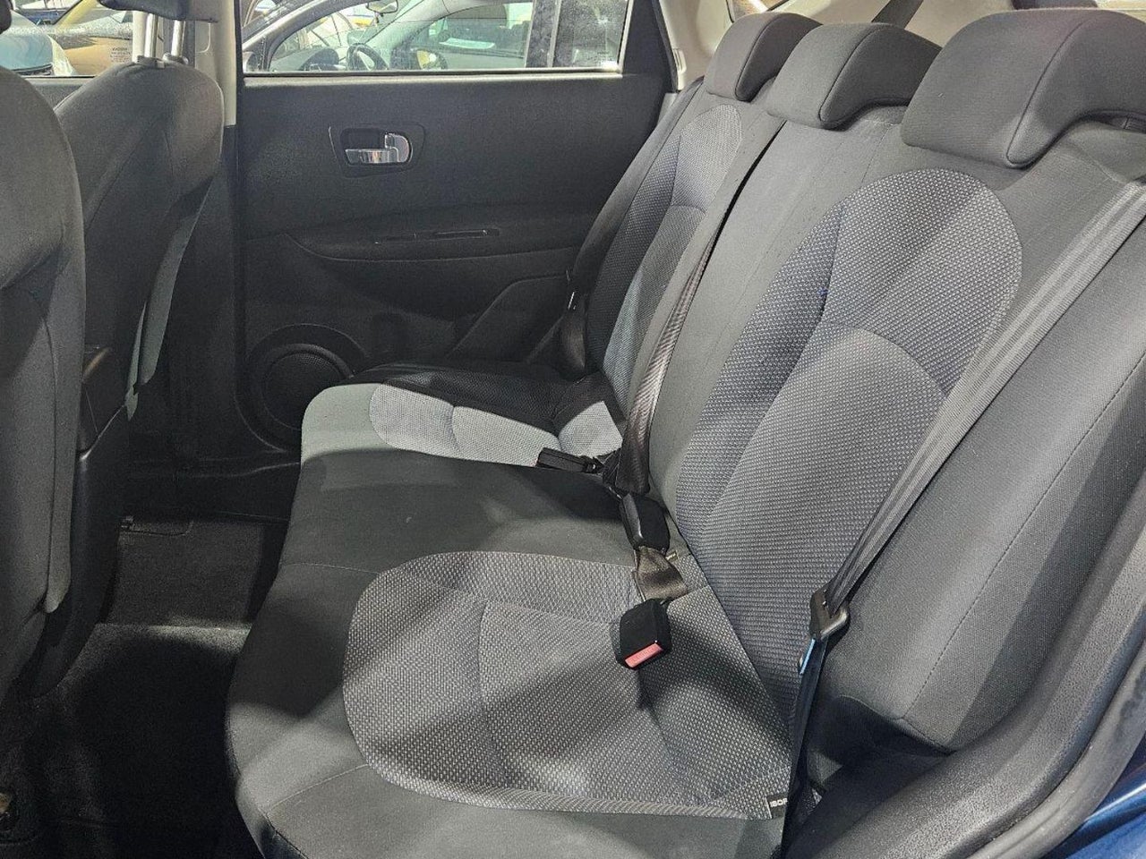 Nissan QASHQAI - 12