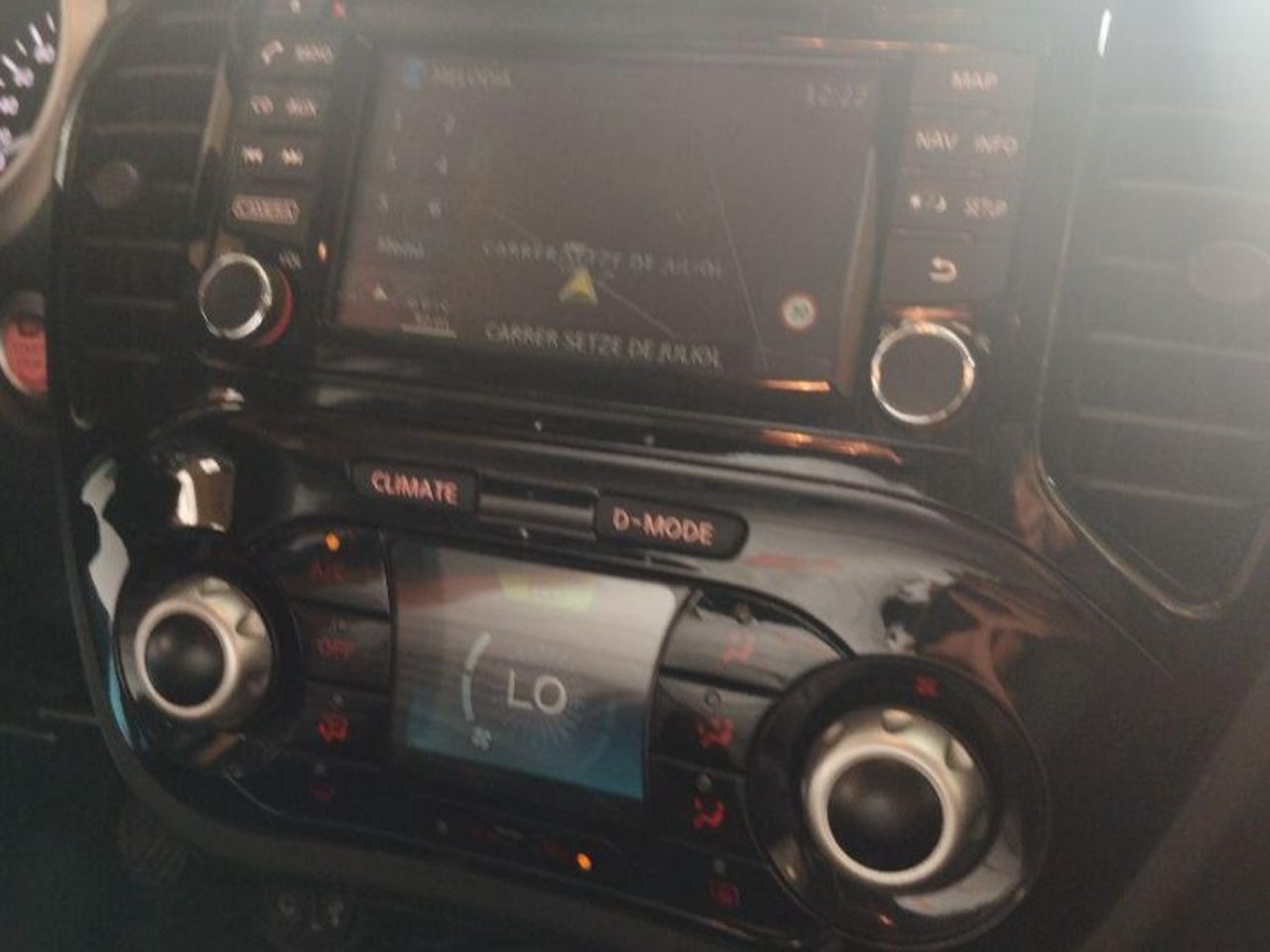 Nissan JUKE - 15