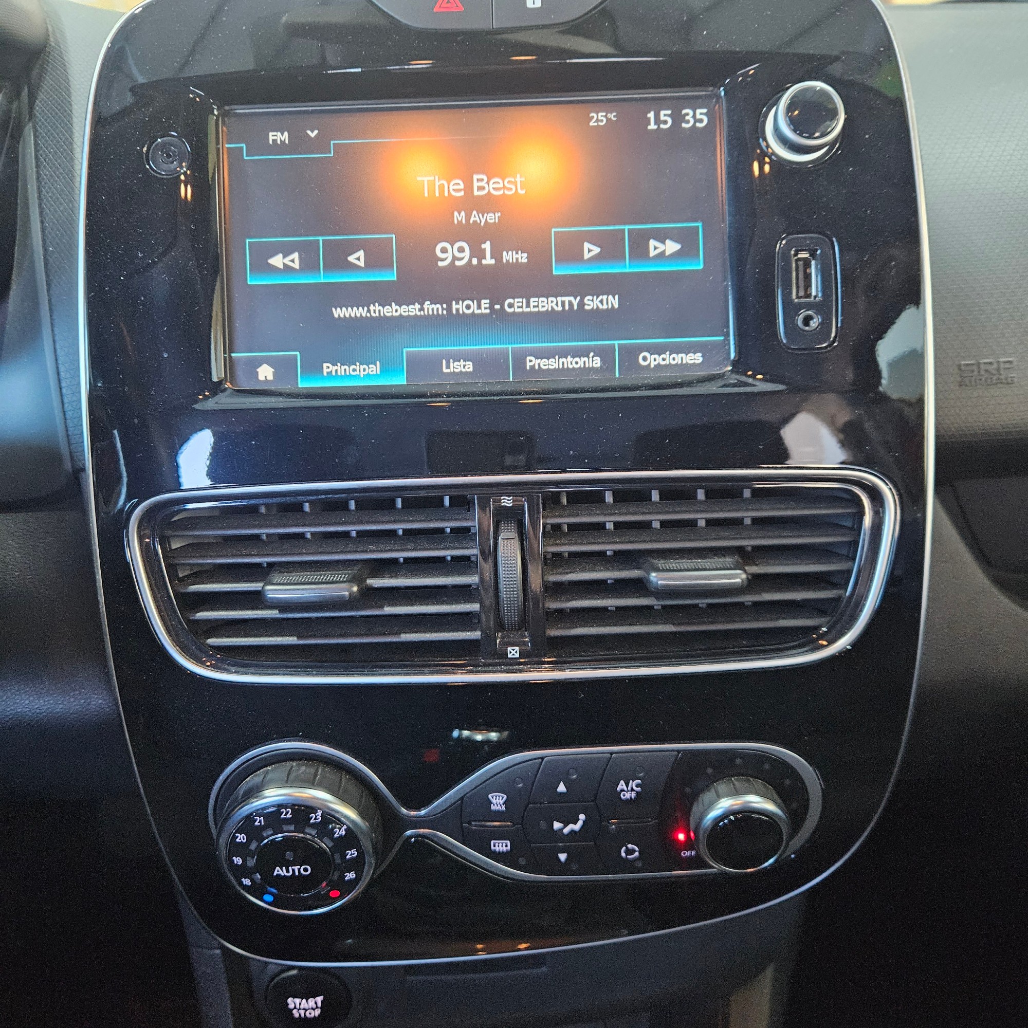 Renault Clio - 13