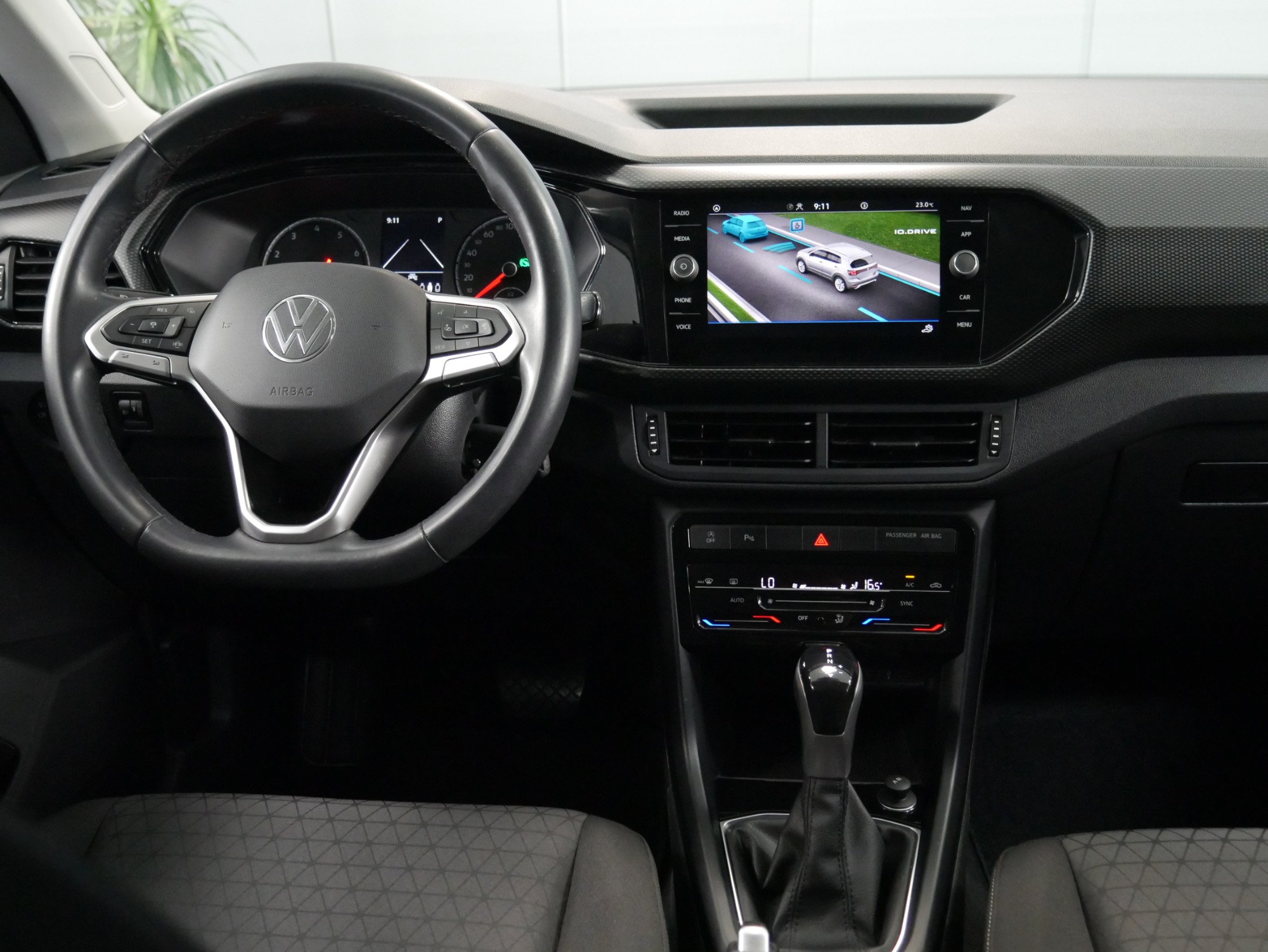 VOLKSWAGEN TCROSS