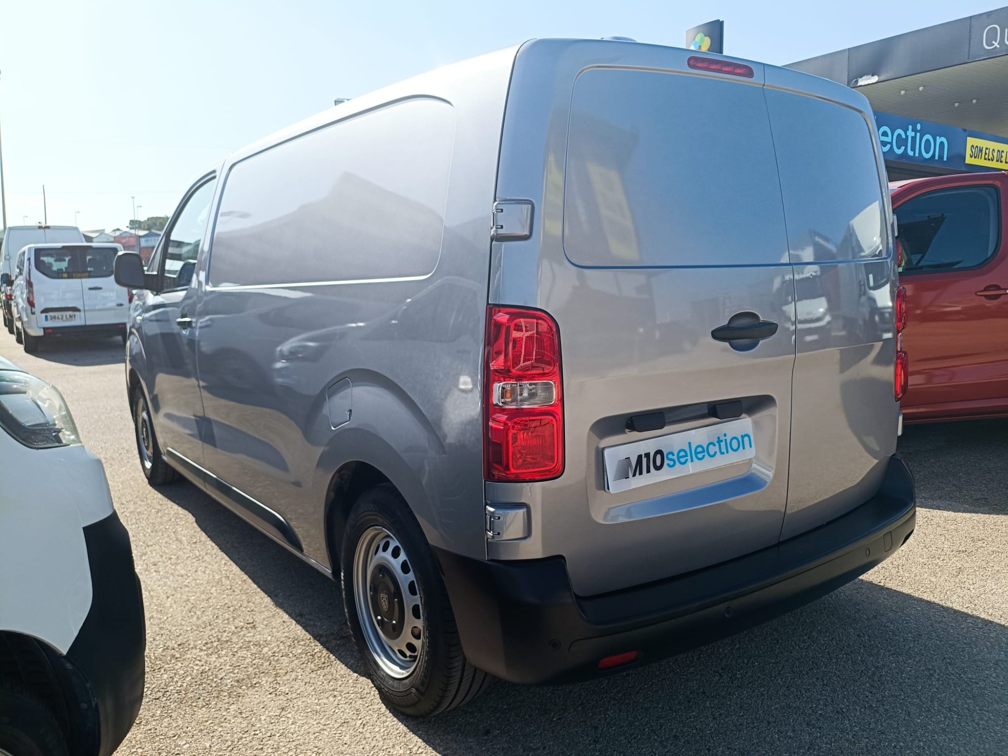 Imatge del vehicle 4