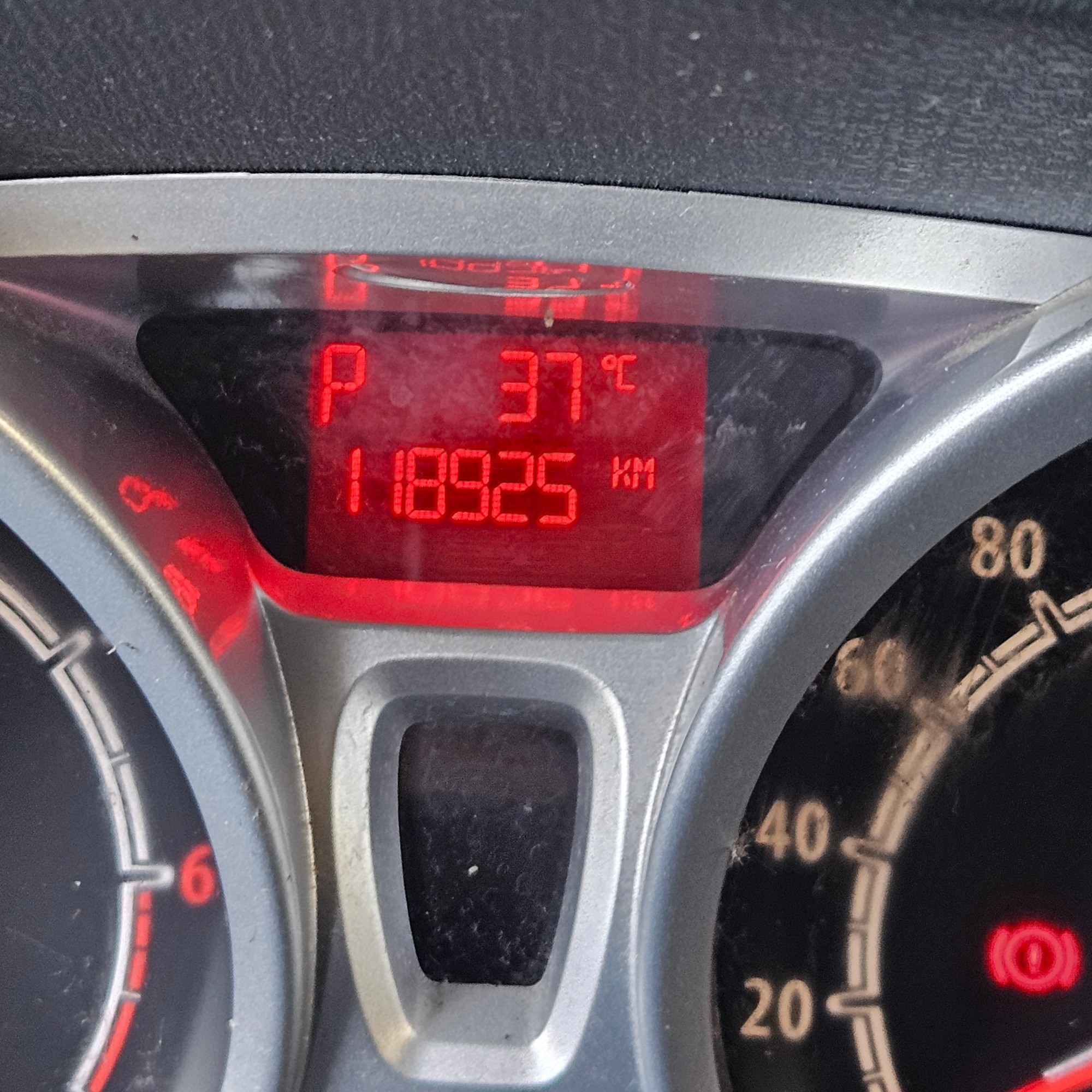 Ford Fiesta - 22