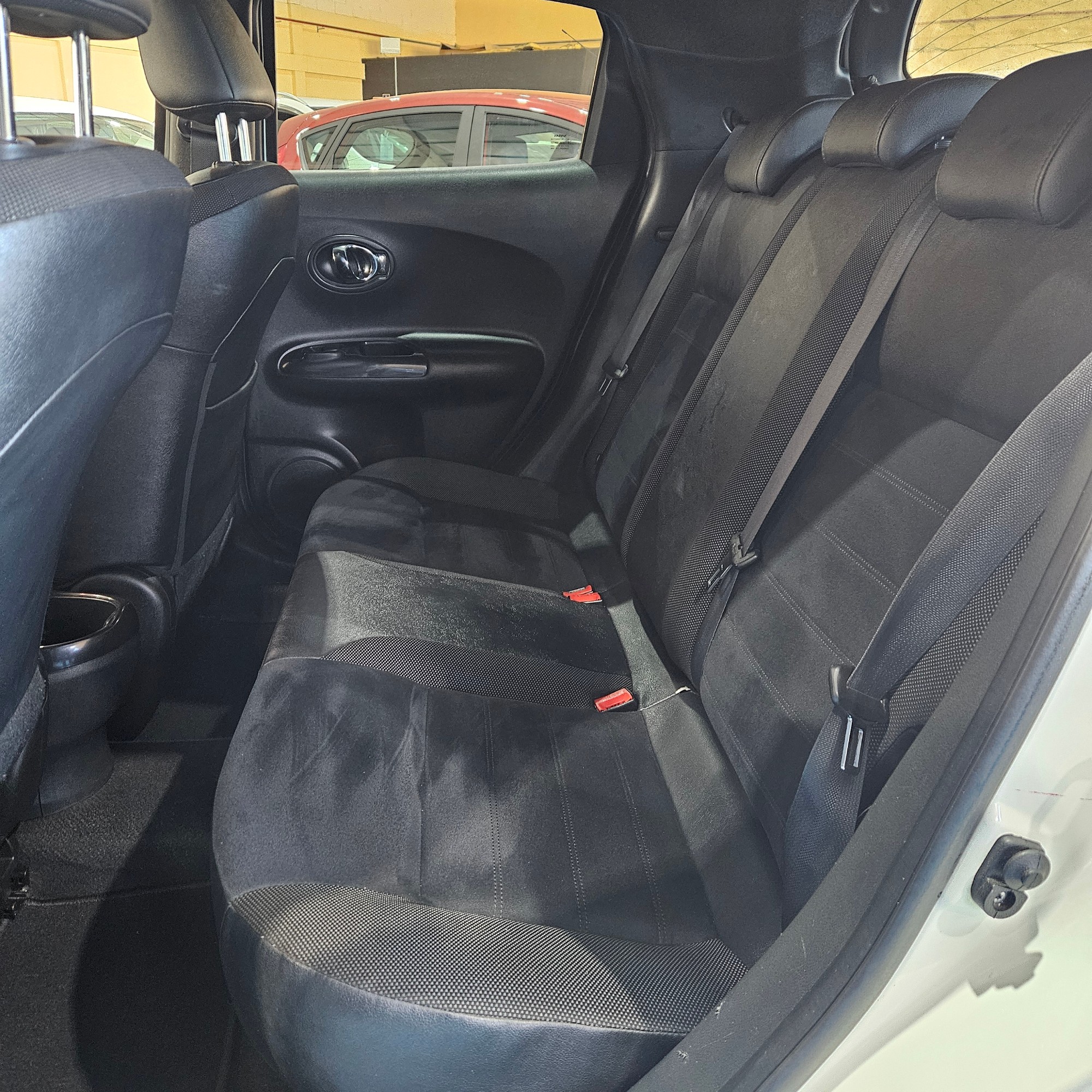 Nissan JUKE - 12