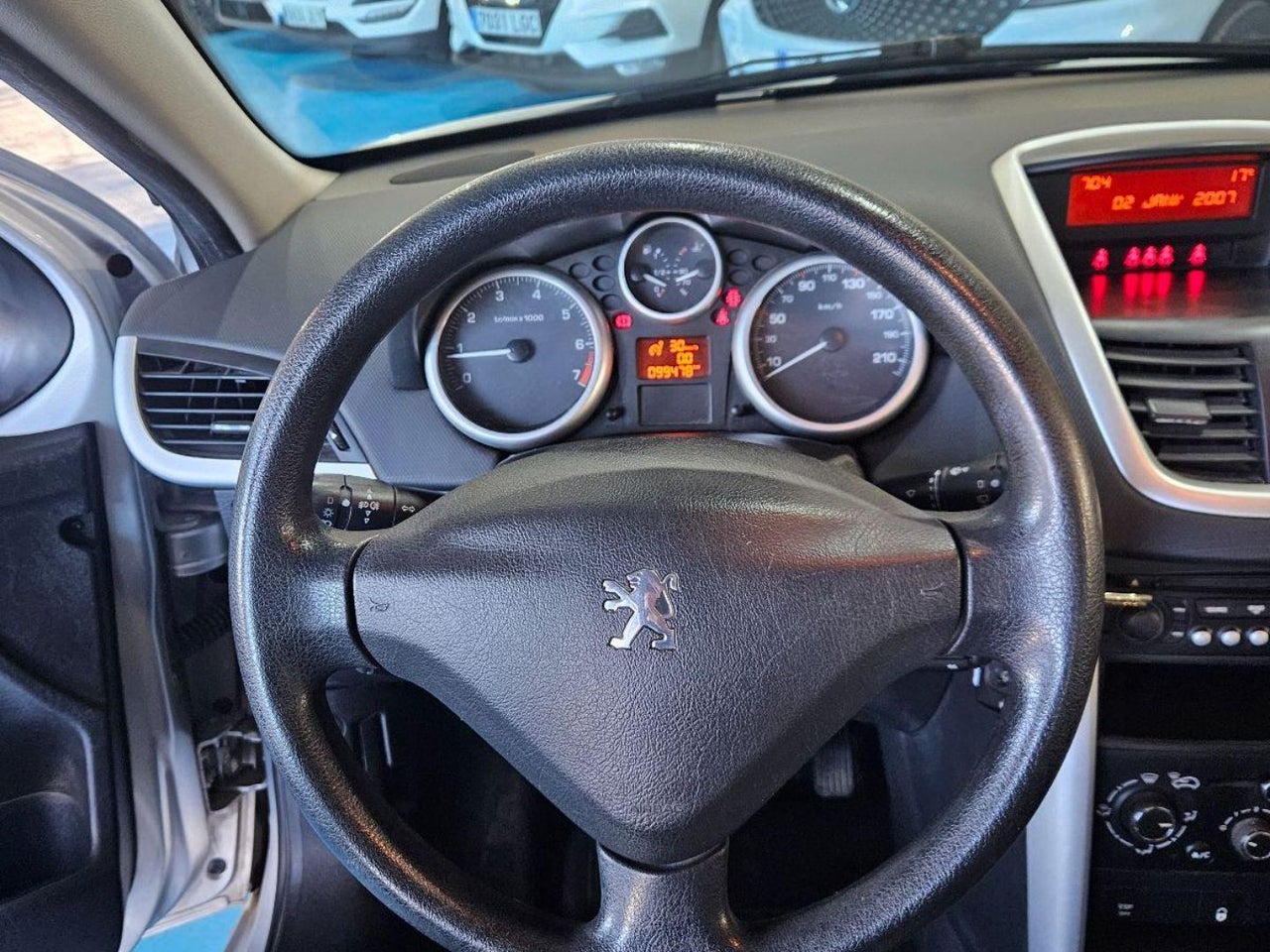 Peugeot 207 - 14