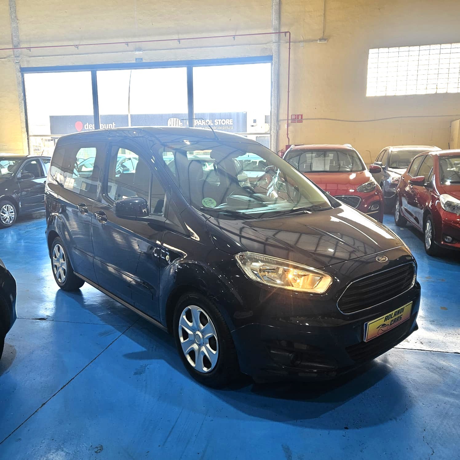 Ford Tourneo Courier - 2