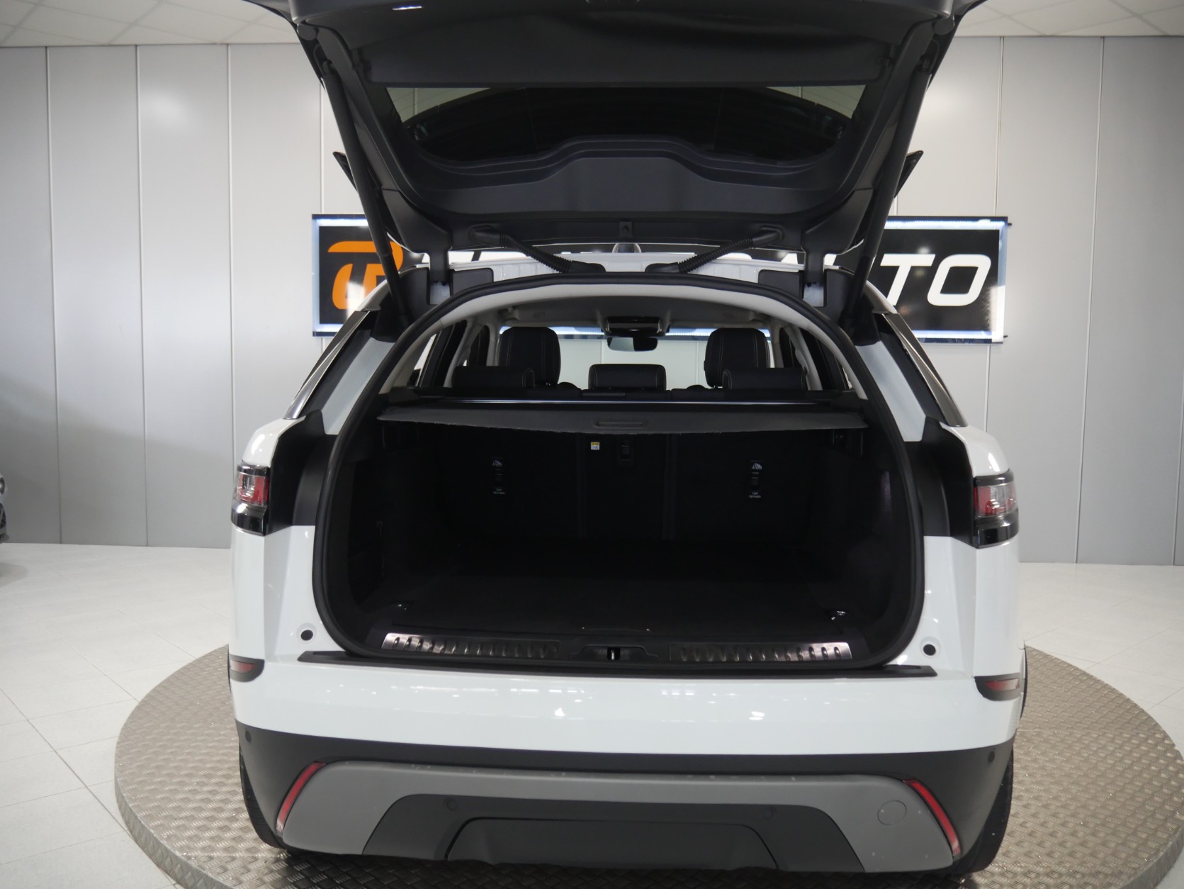 landrover range rover velar