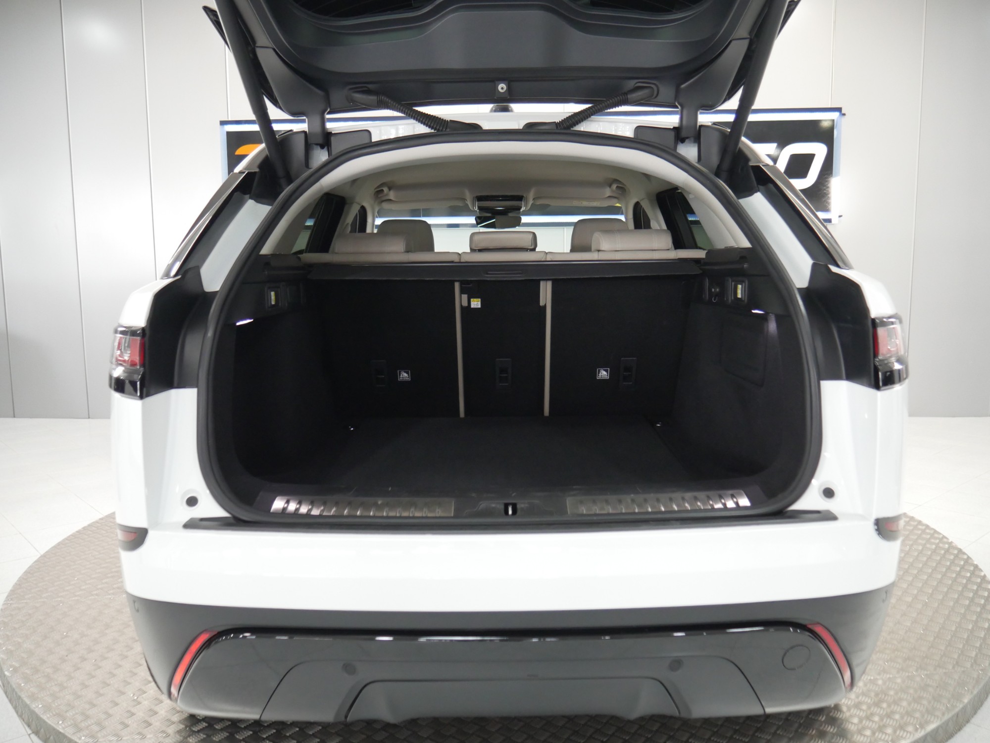 landrover range rover velar