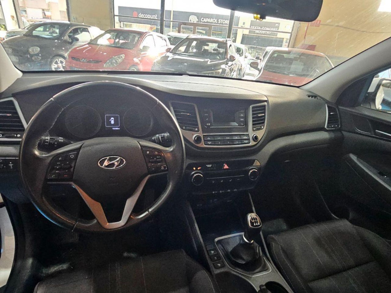 Hyundai TUCSON - 14