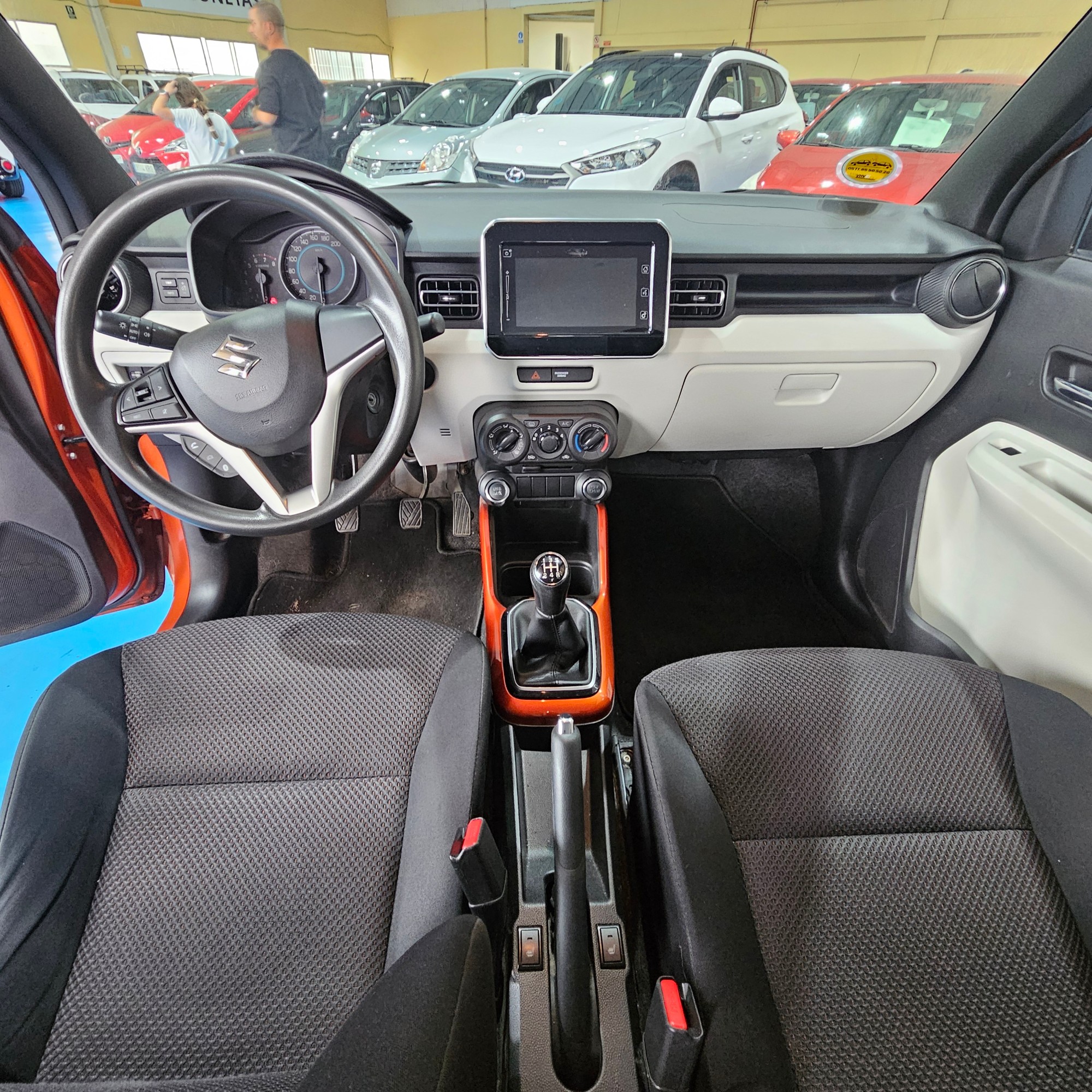 Suzuki Ignis - 12
