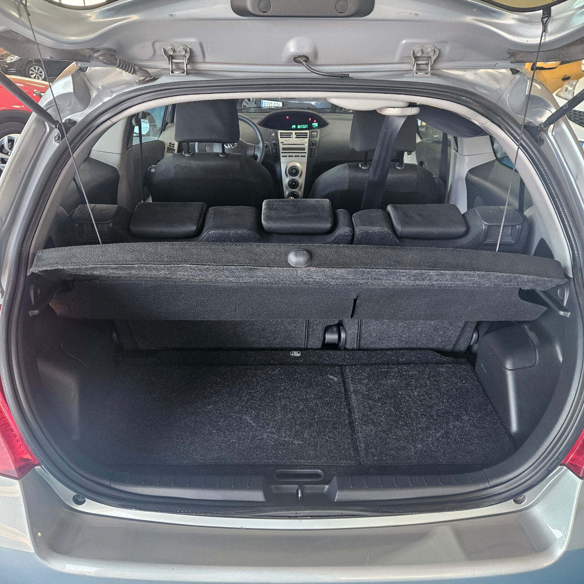 Toyota Yaris - 11