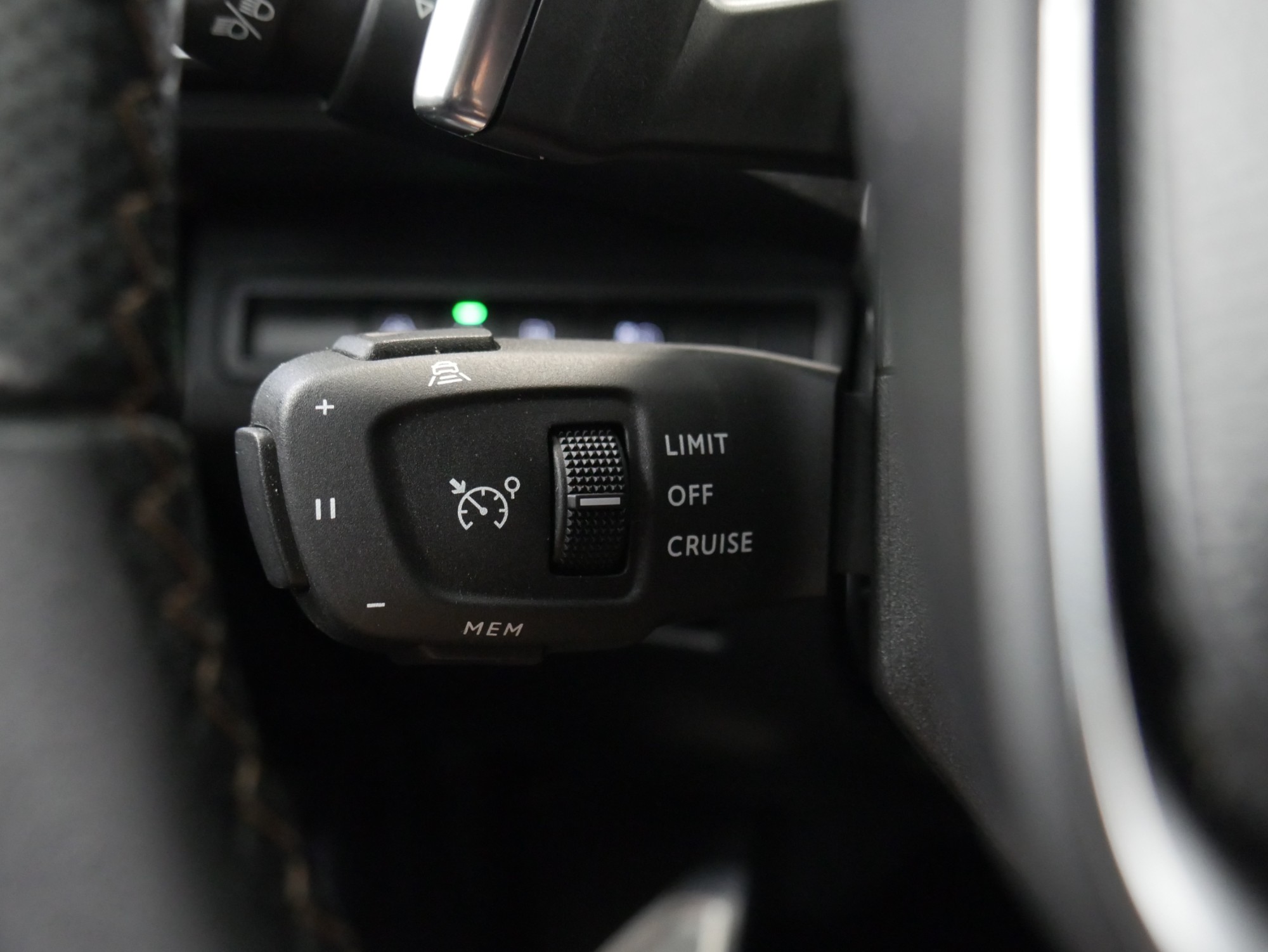 peugeot 3008 hybrid