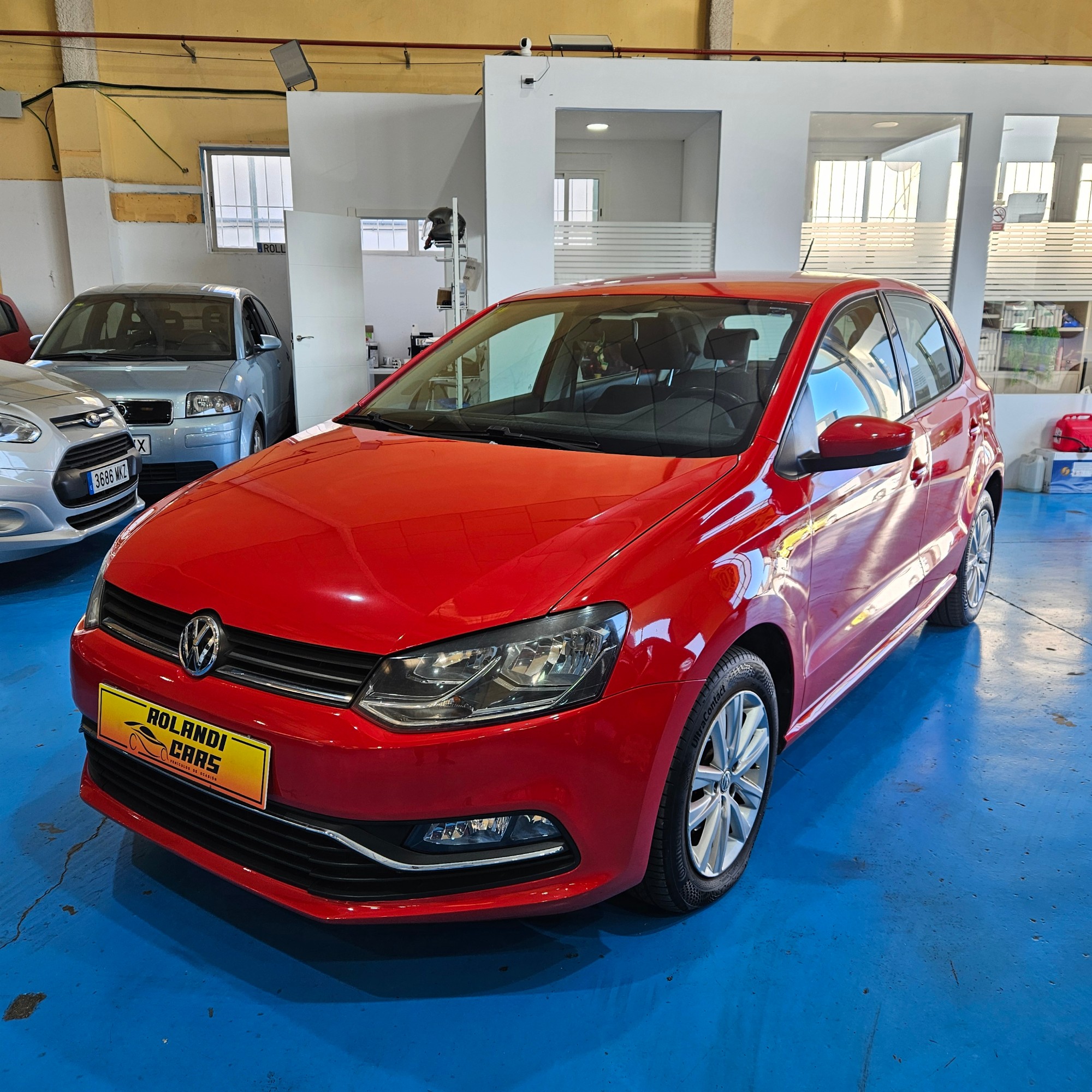 Volkswagen Polo - 2