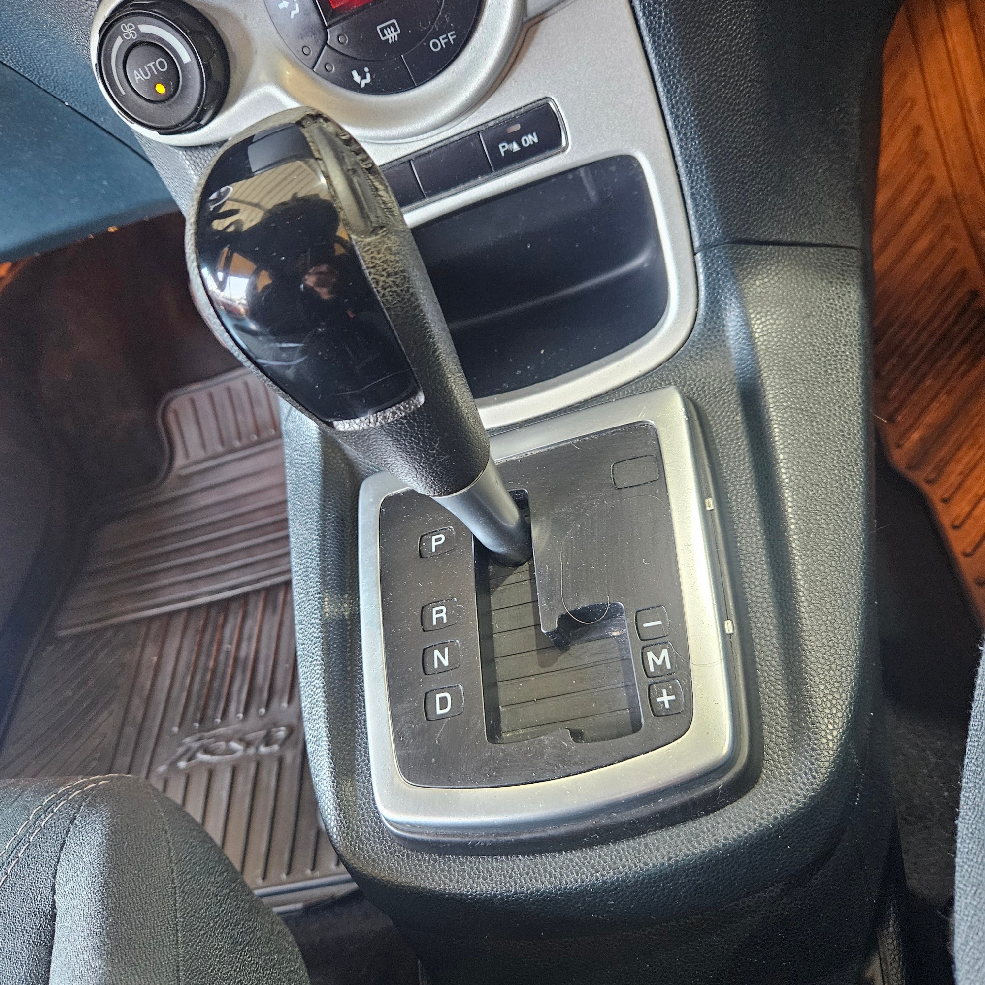 Ford Fiesta - 21