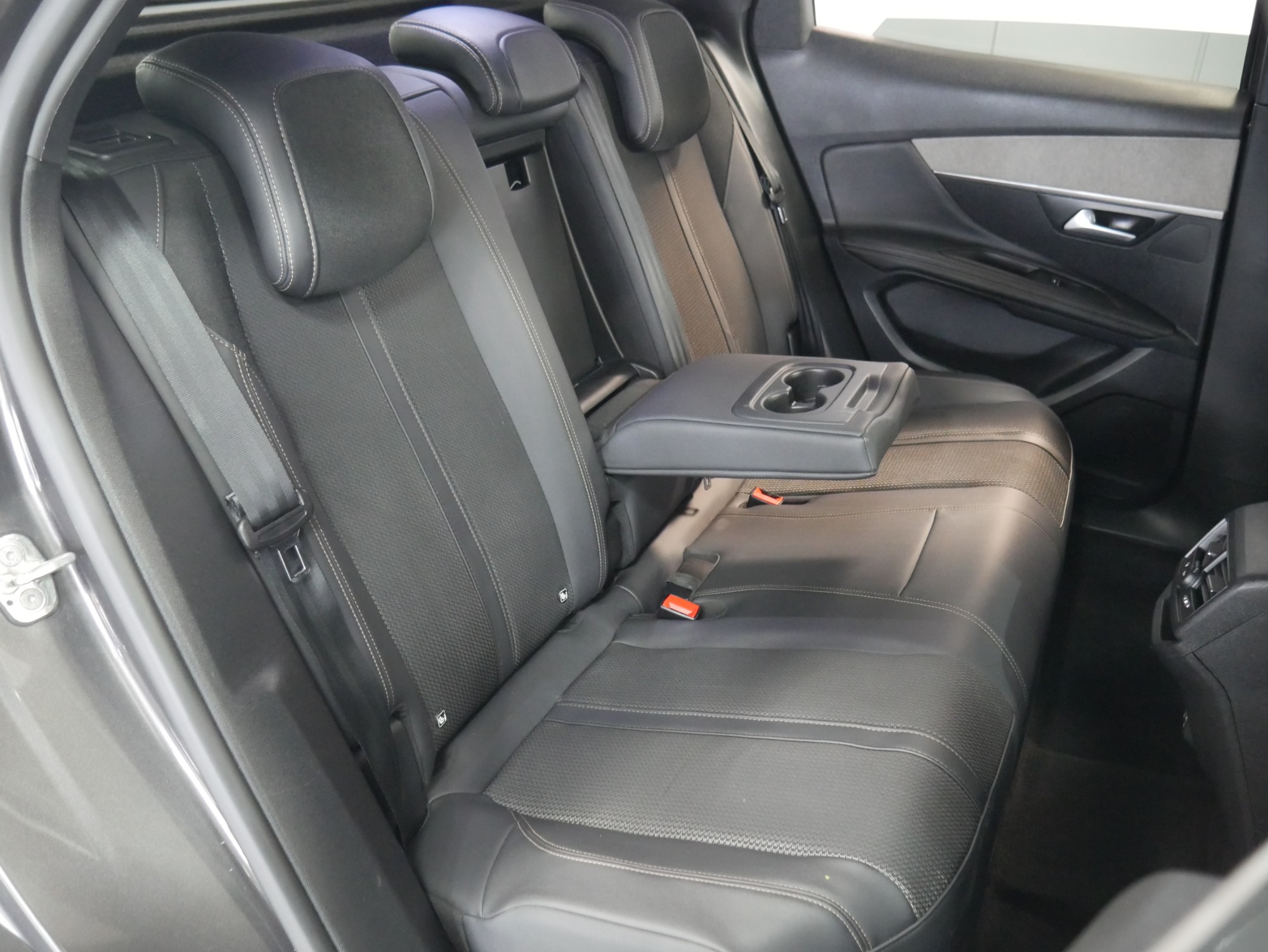 peugeot 3008 hybrid