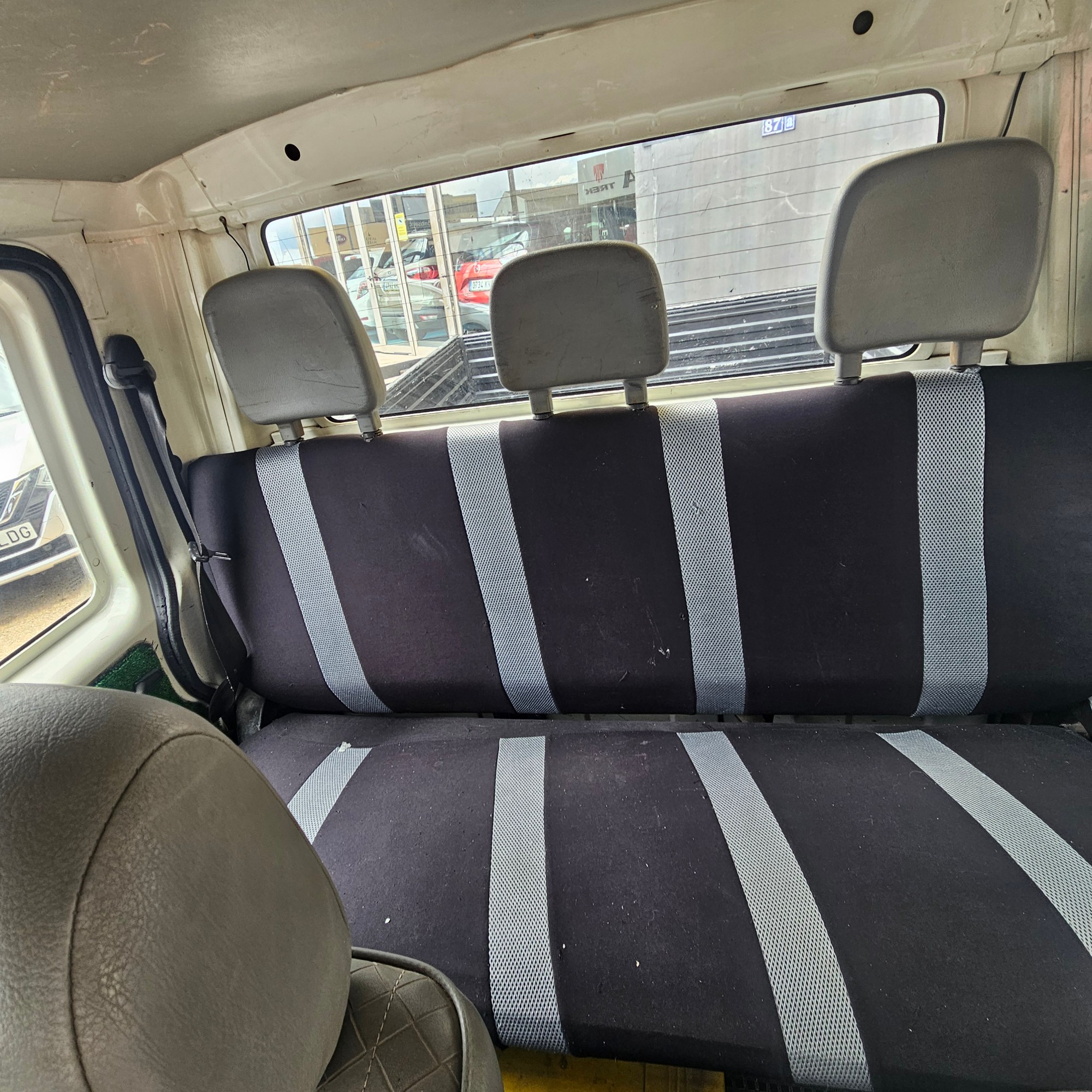 Volkswagen Transporter - 10