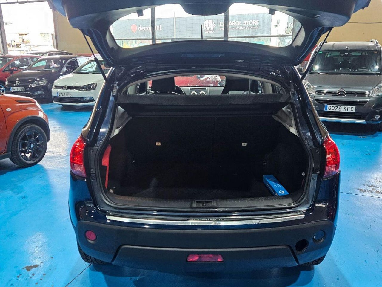 Nissan QASHQAI - 10