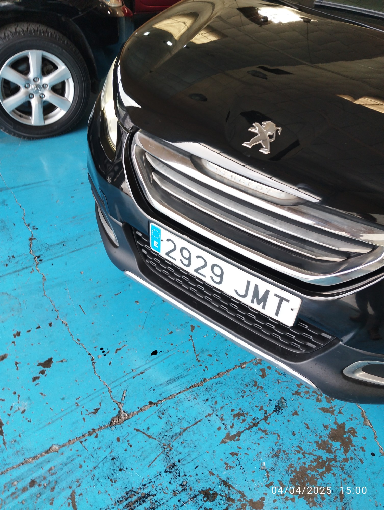 Peugeot 2008 - 4
