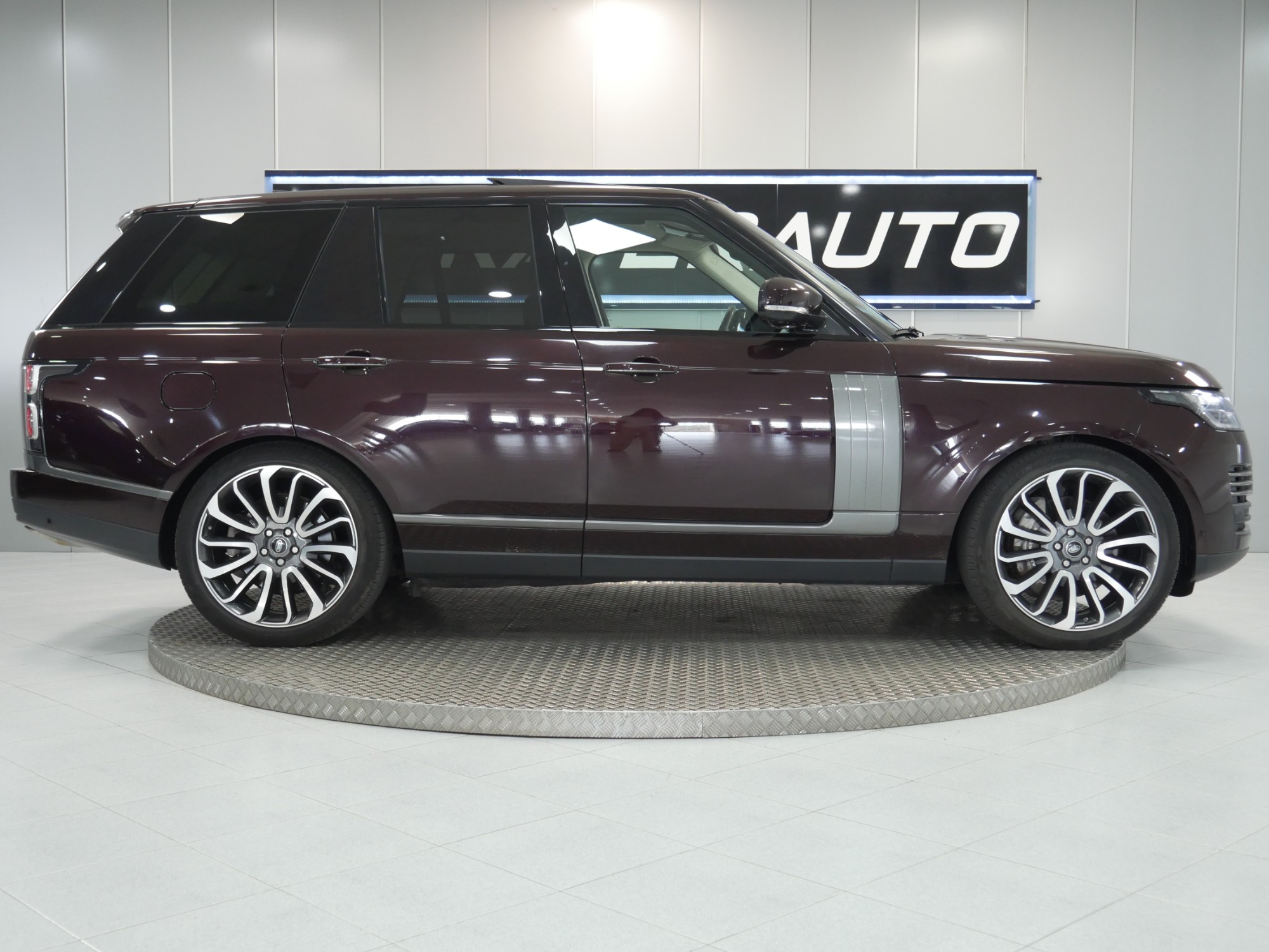 LANDROVER RANGE ROVER