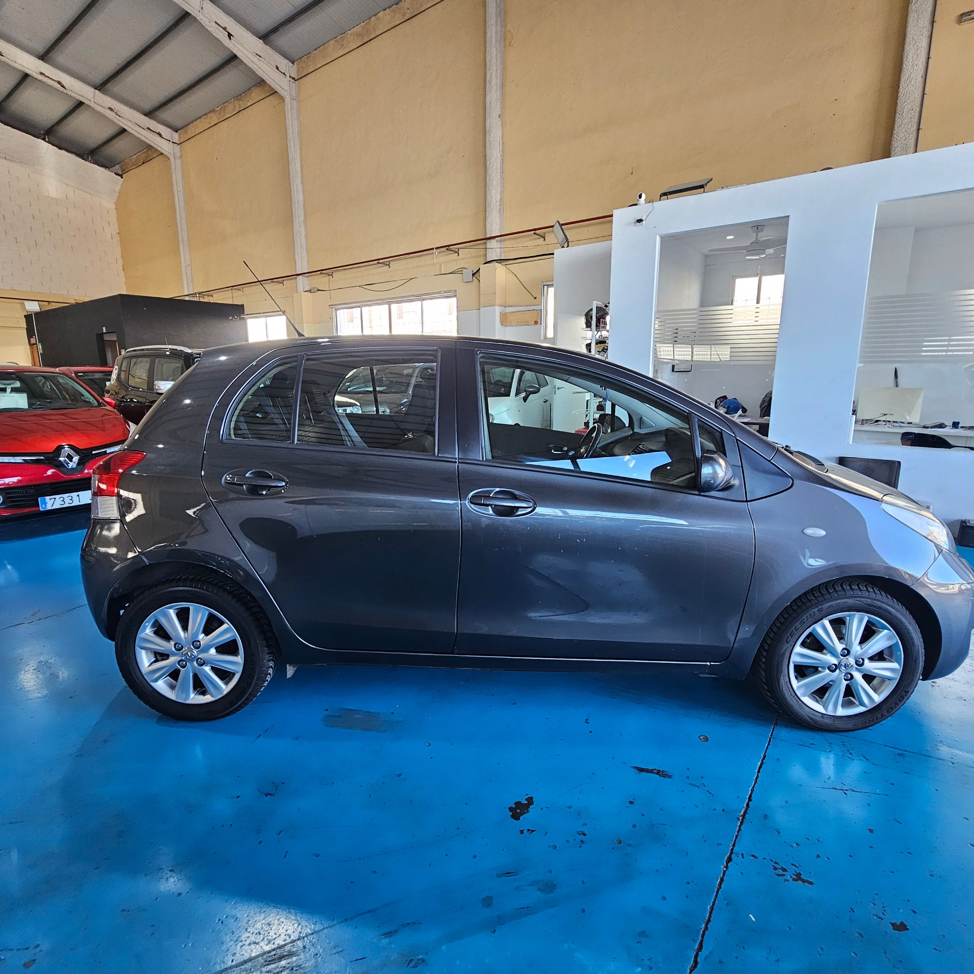 Toyota Yaris - 6