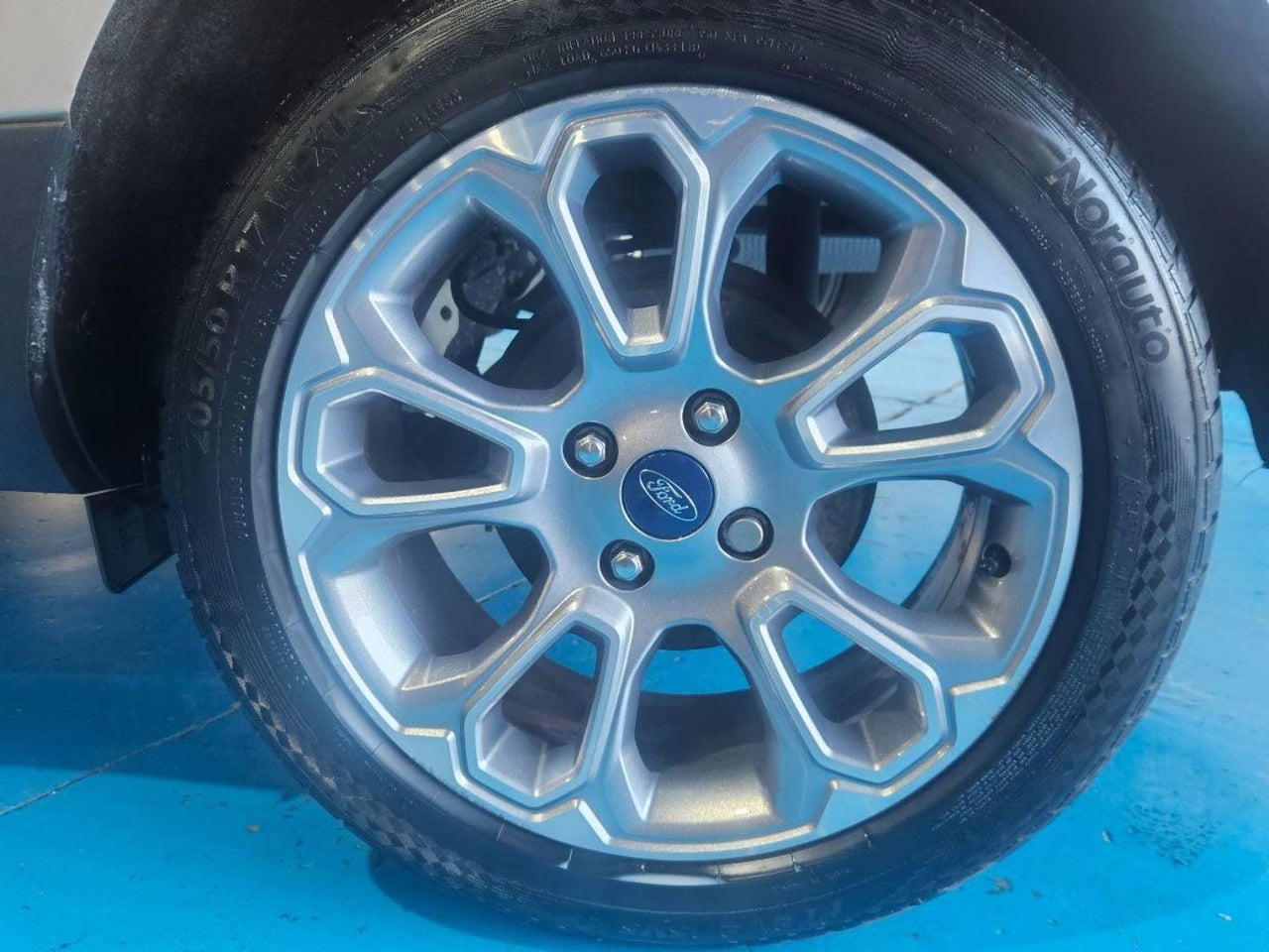 Ford EcoSport - 11