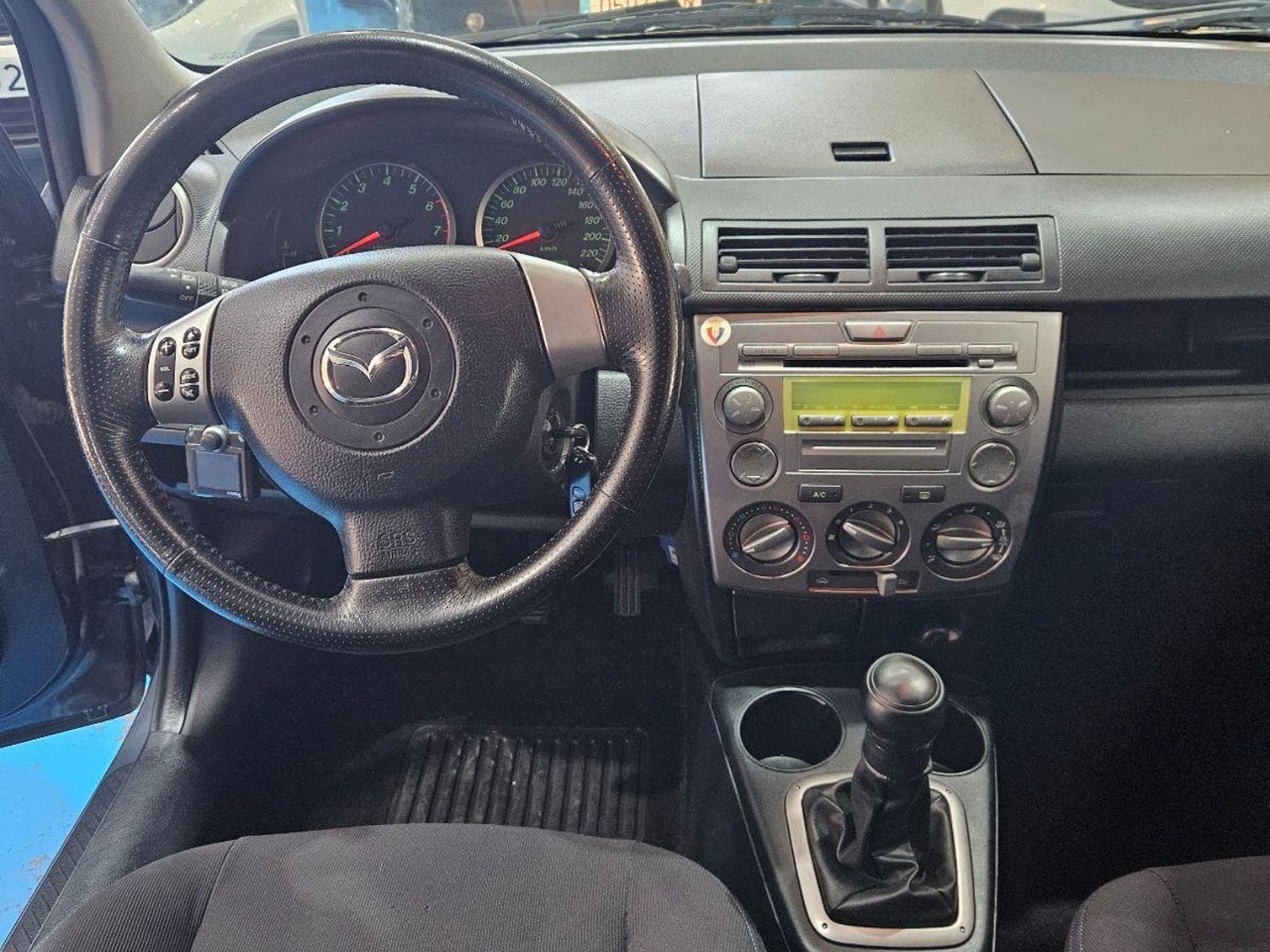 Mazda Mazda2 - 24