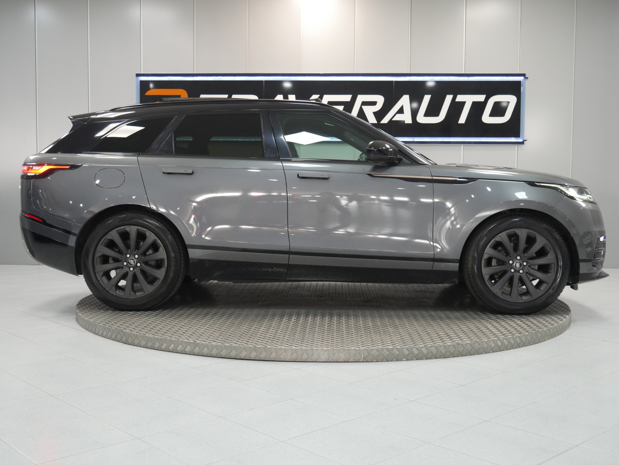 LANDROVER RANGE ROVER VELAR