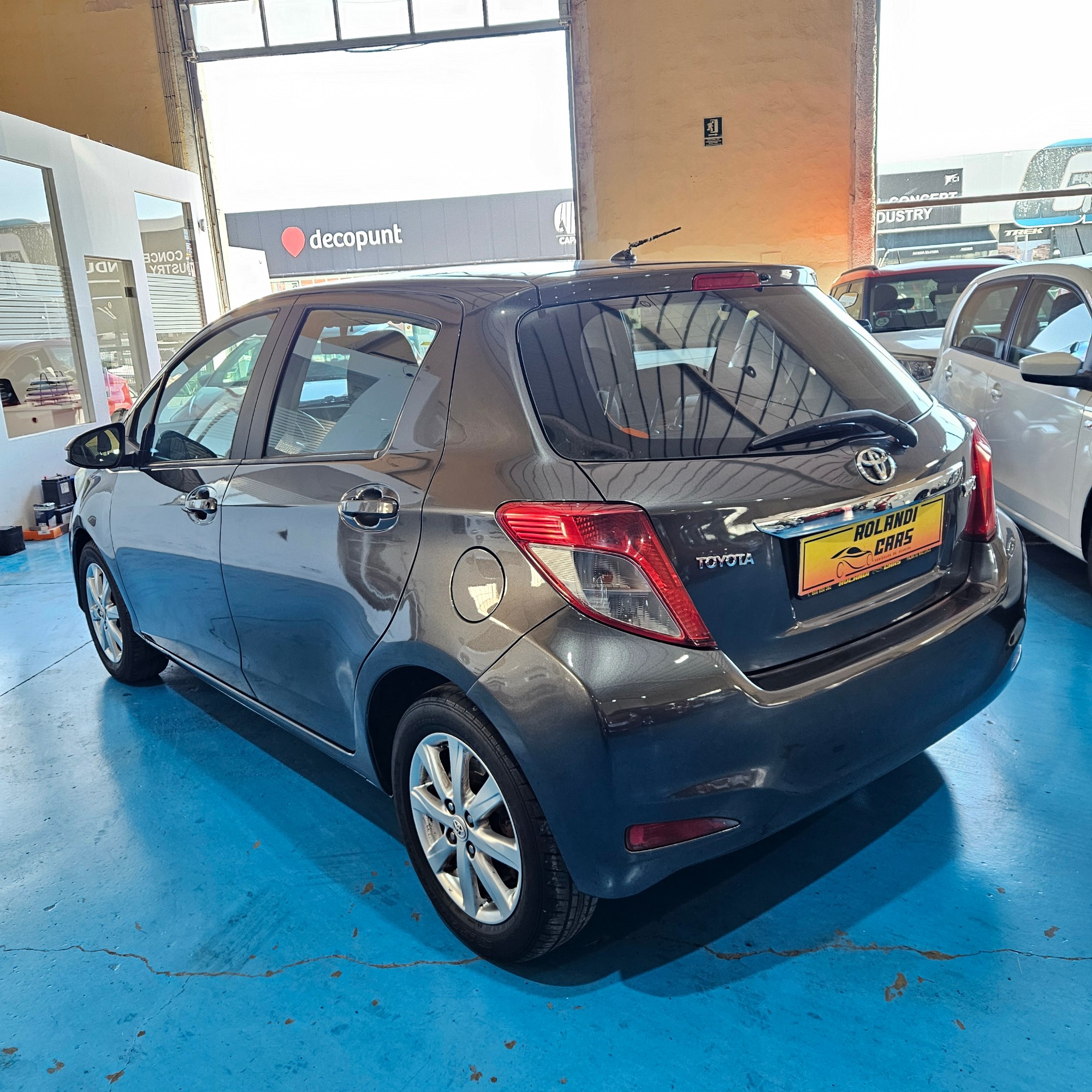 Toyota Yaris - 4