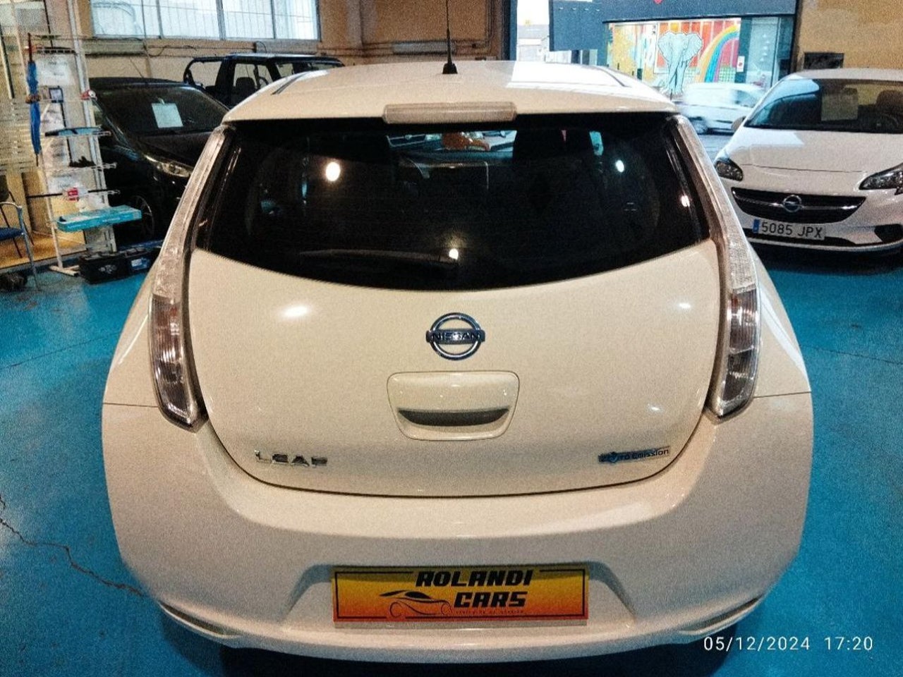 Nissan LEAF - 6