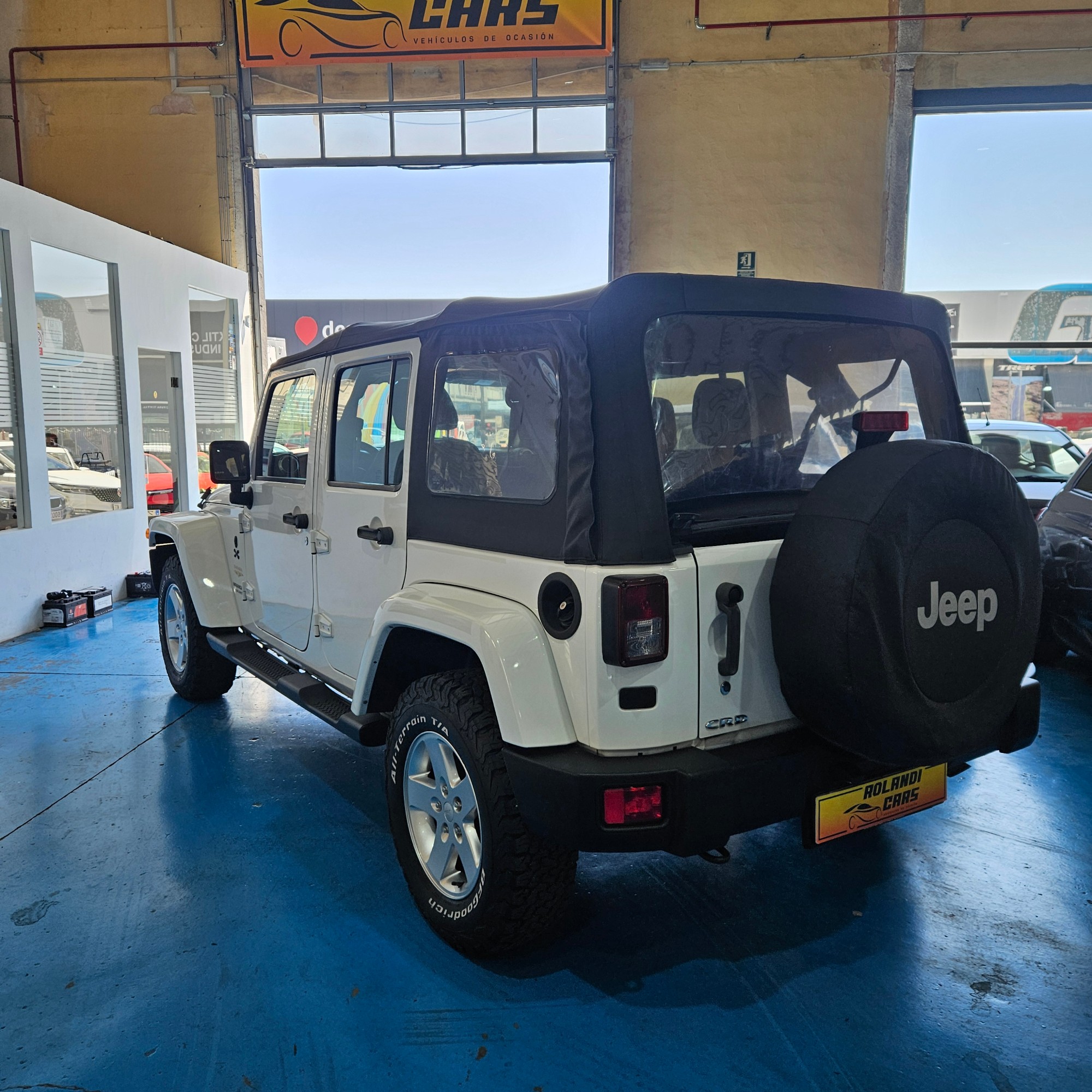 Jeep Wrangler - 3