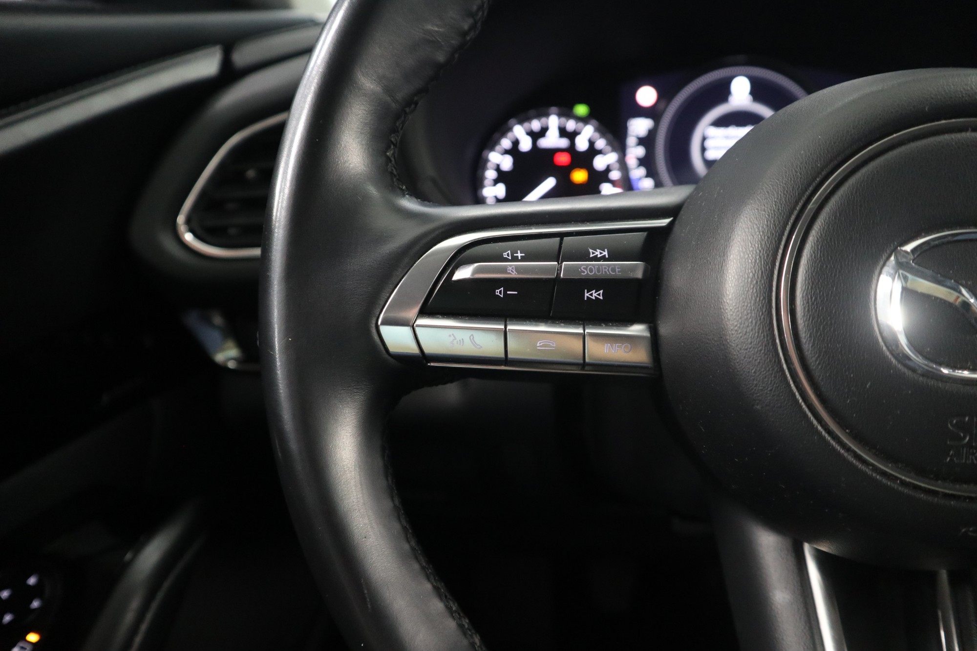 MAZDA CX30