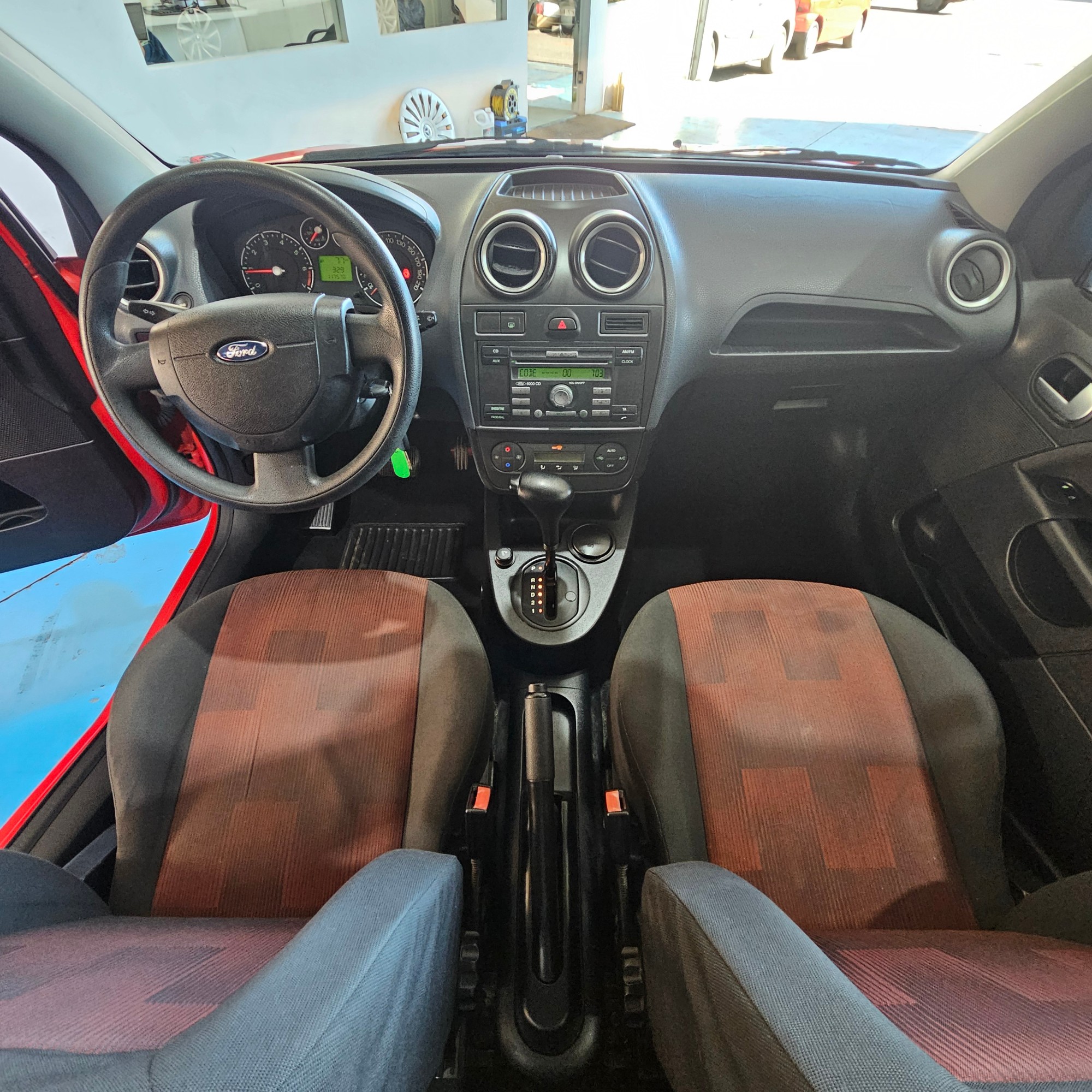 Ford Fiesta - 7