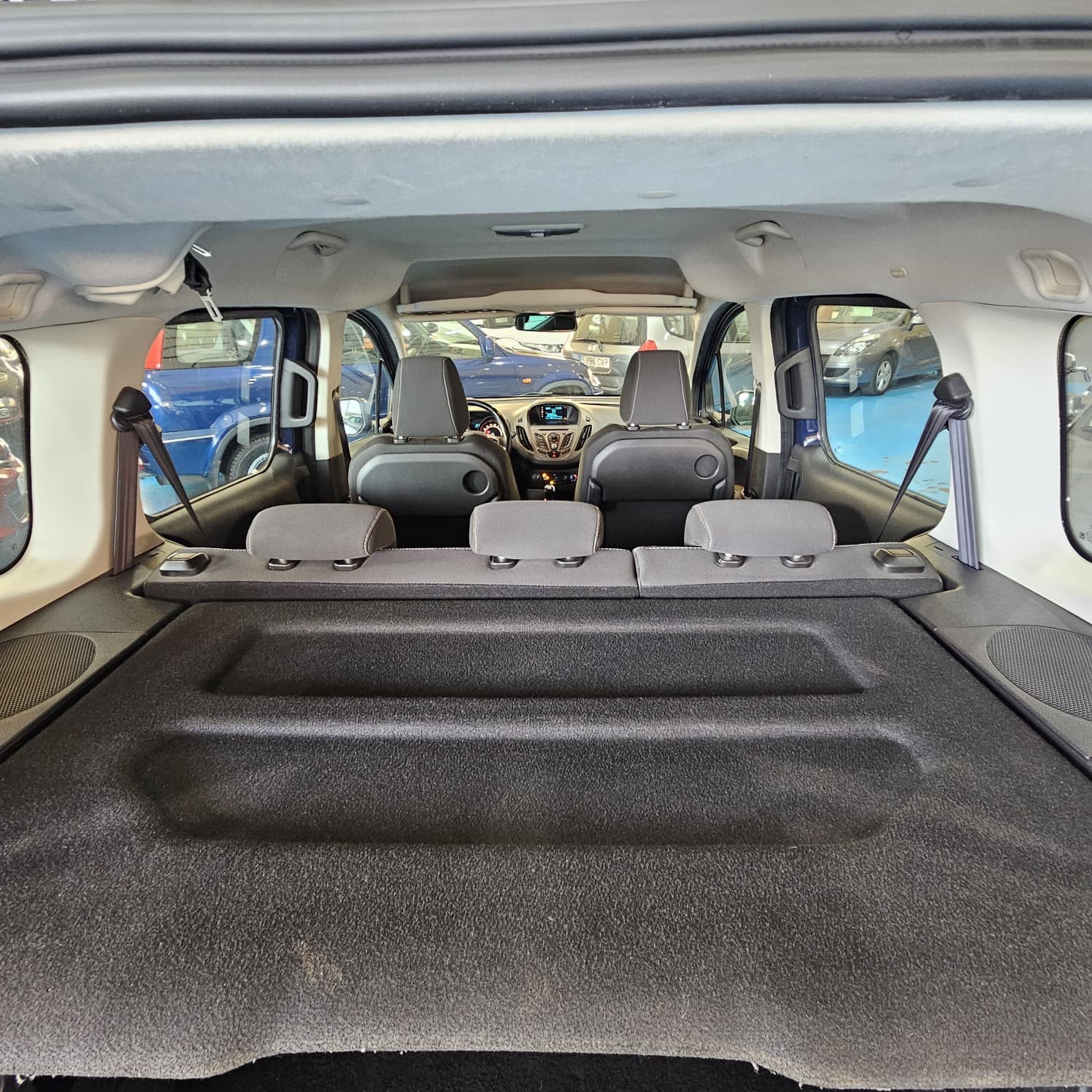Ford Tourneo Courier - 8