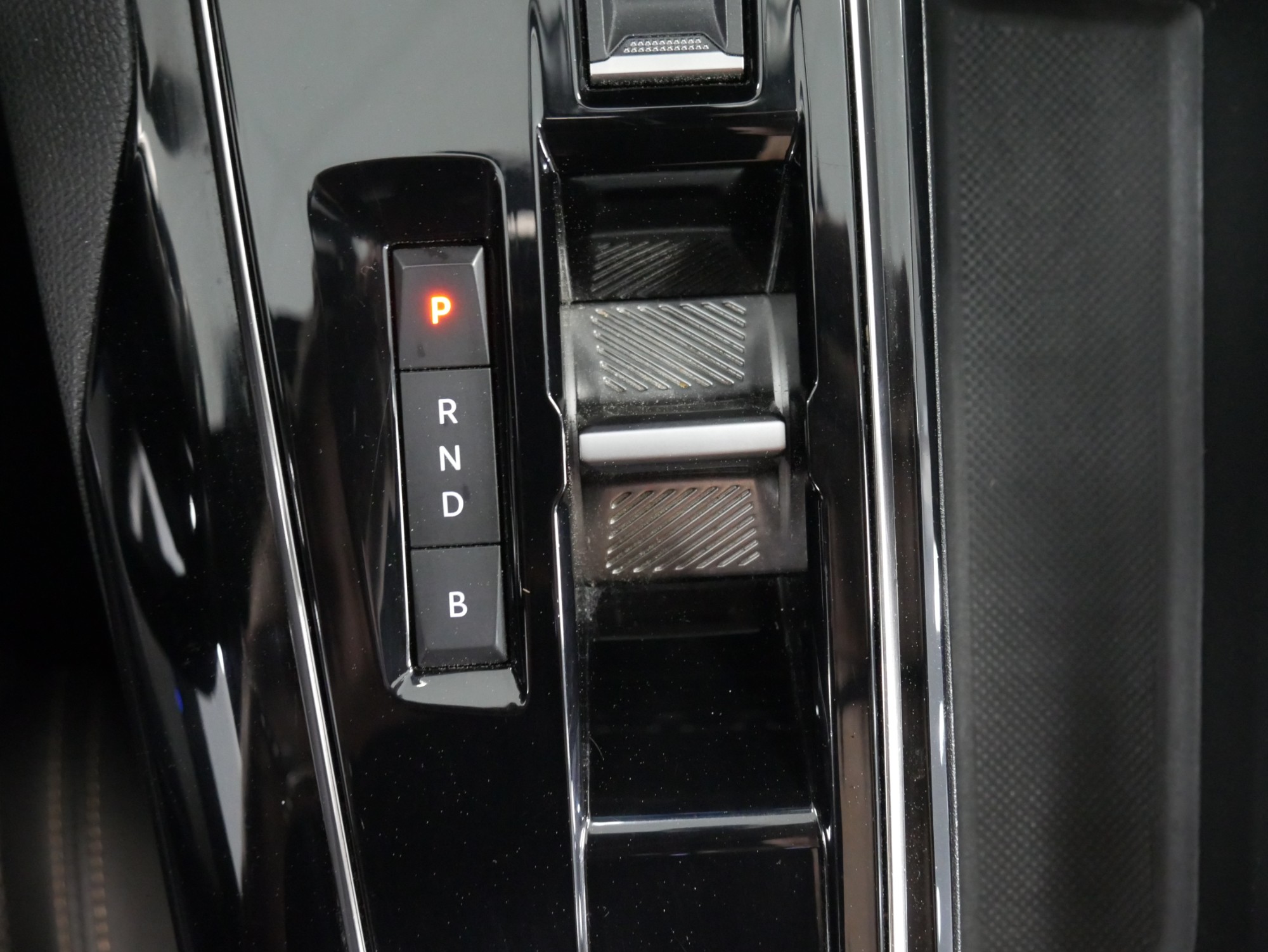 peugeot 3008 hybrid
