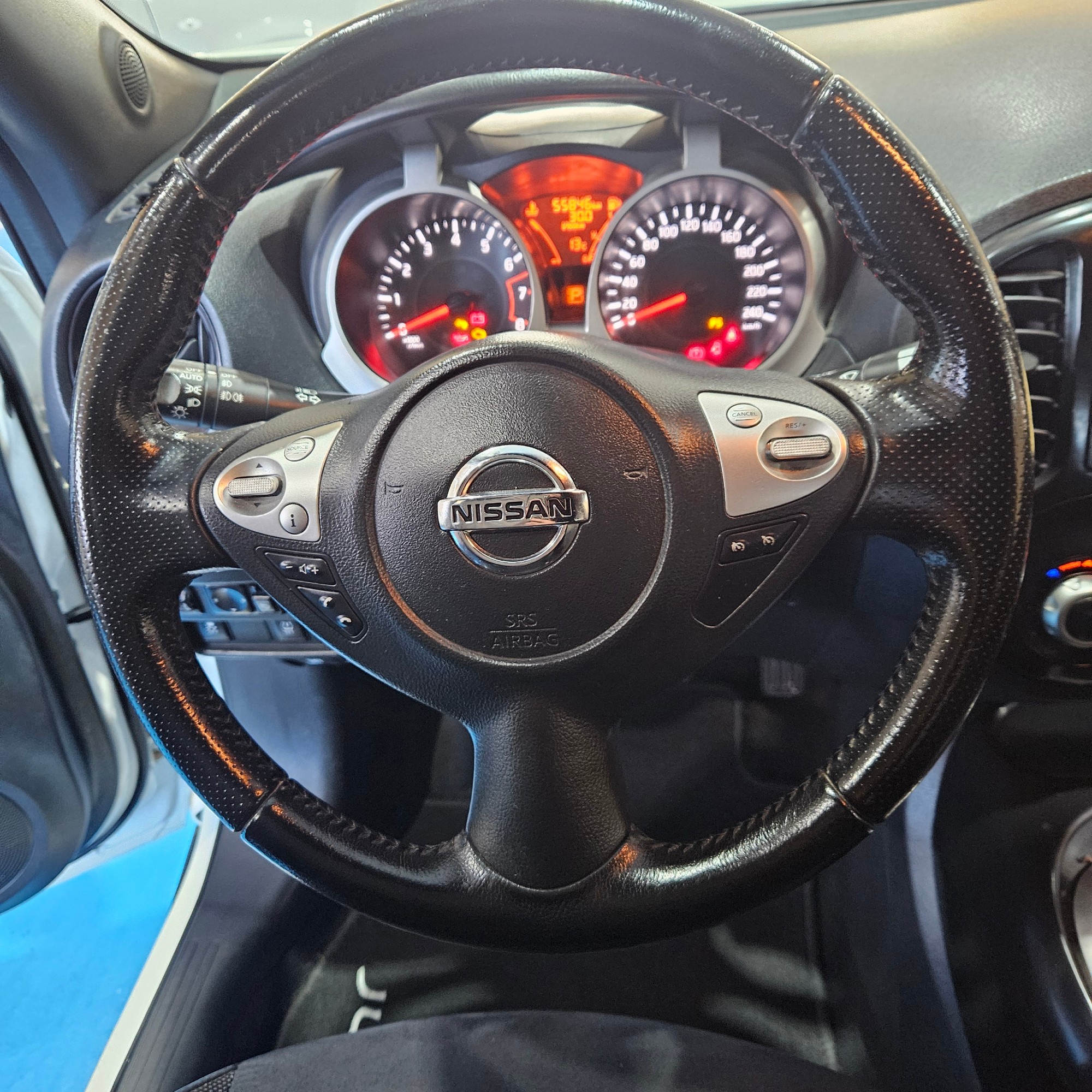 Nissan JUKE - 18