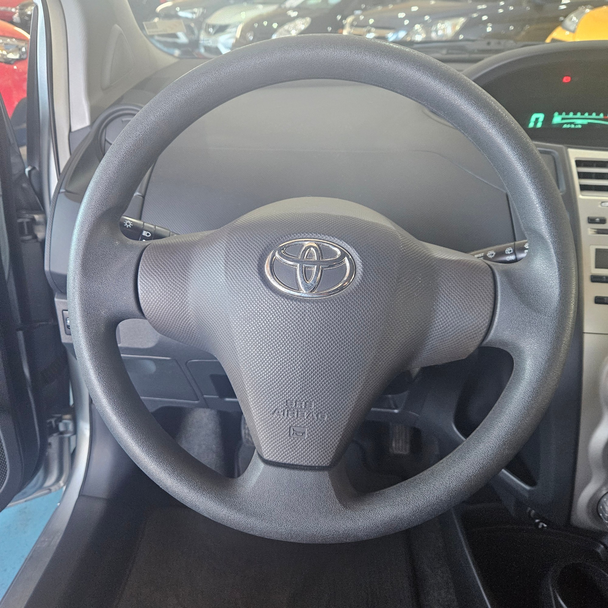 Toyota Yaris - 18