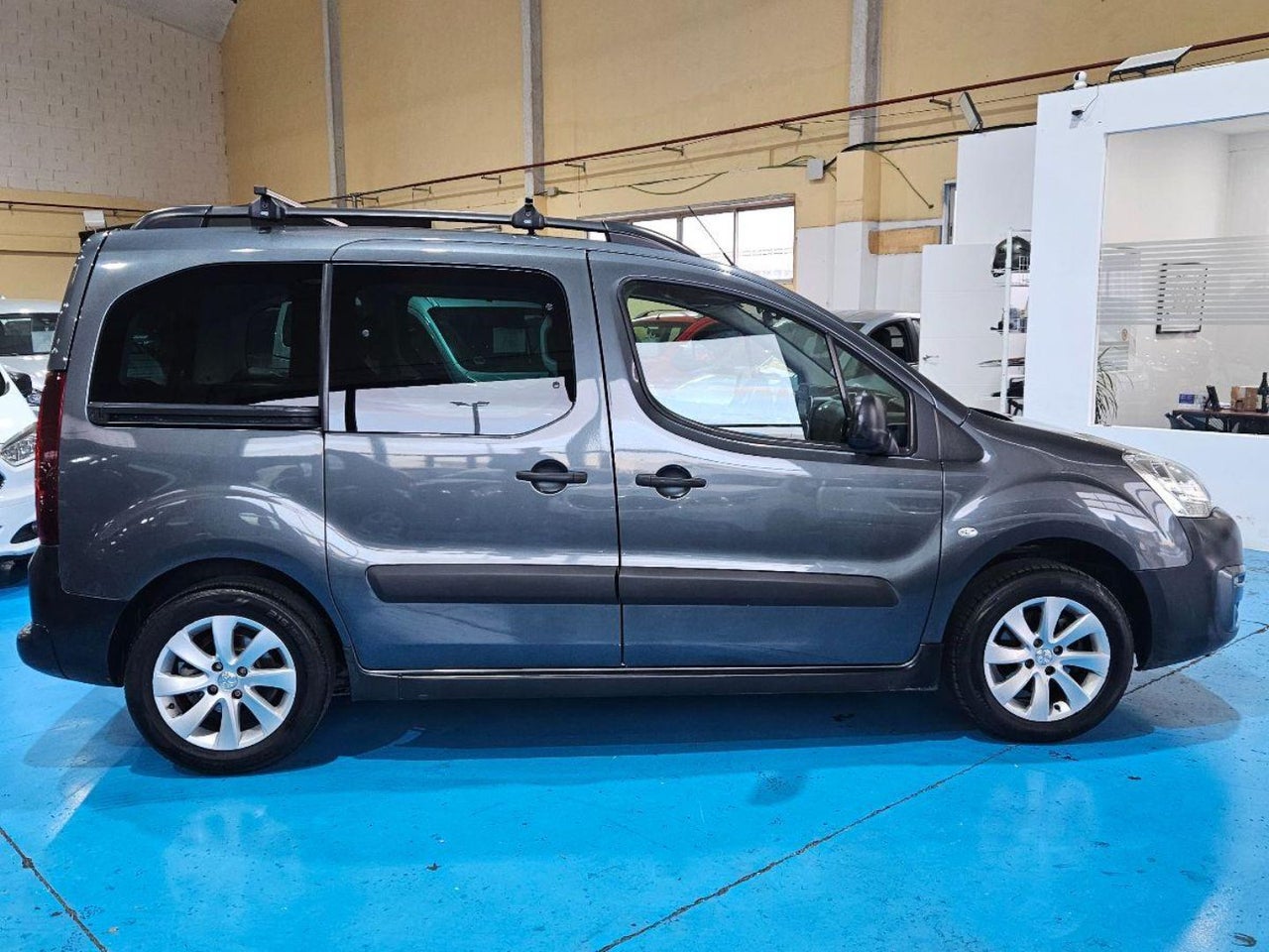 Peugeot Partner - 9