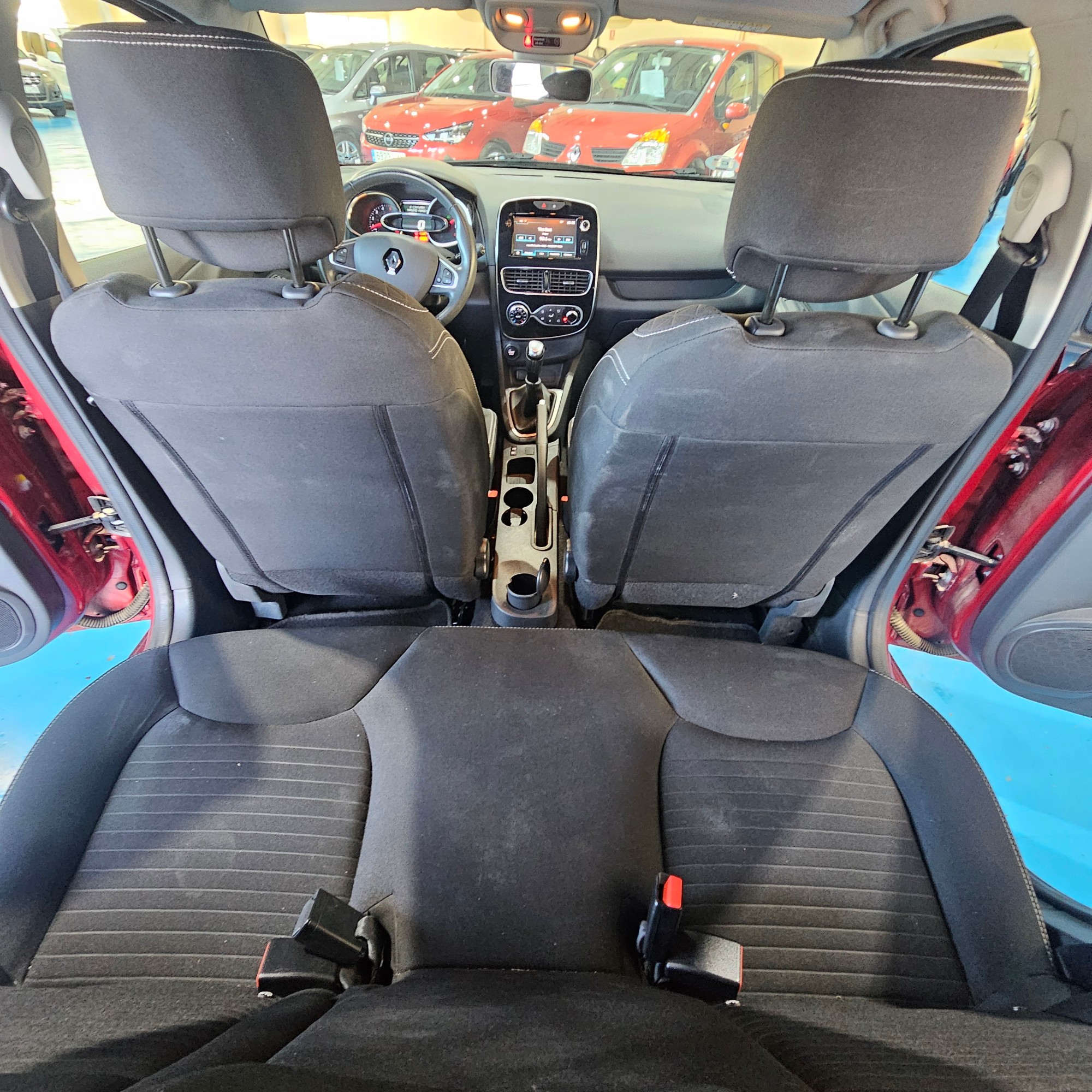 Renault Clio - 9