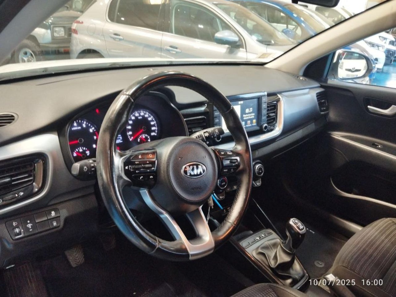 Kia Stonic - 11