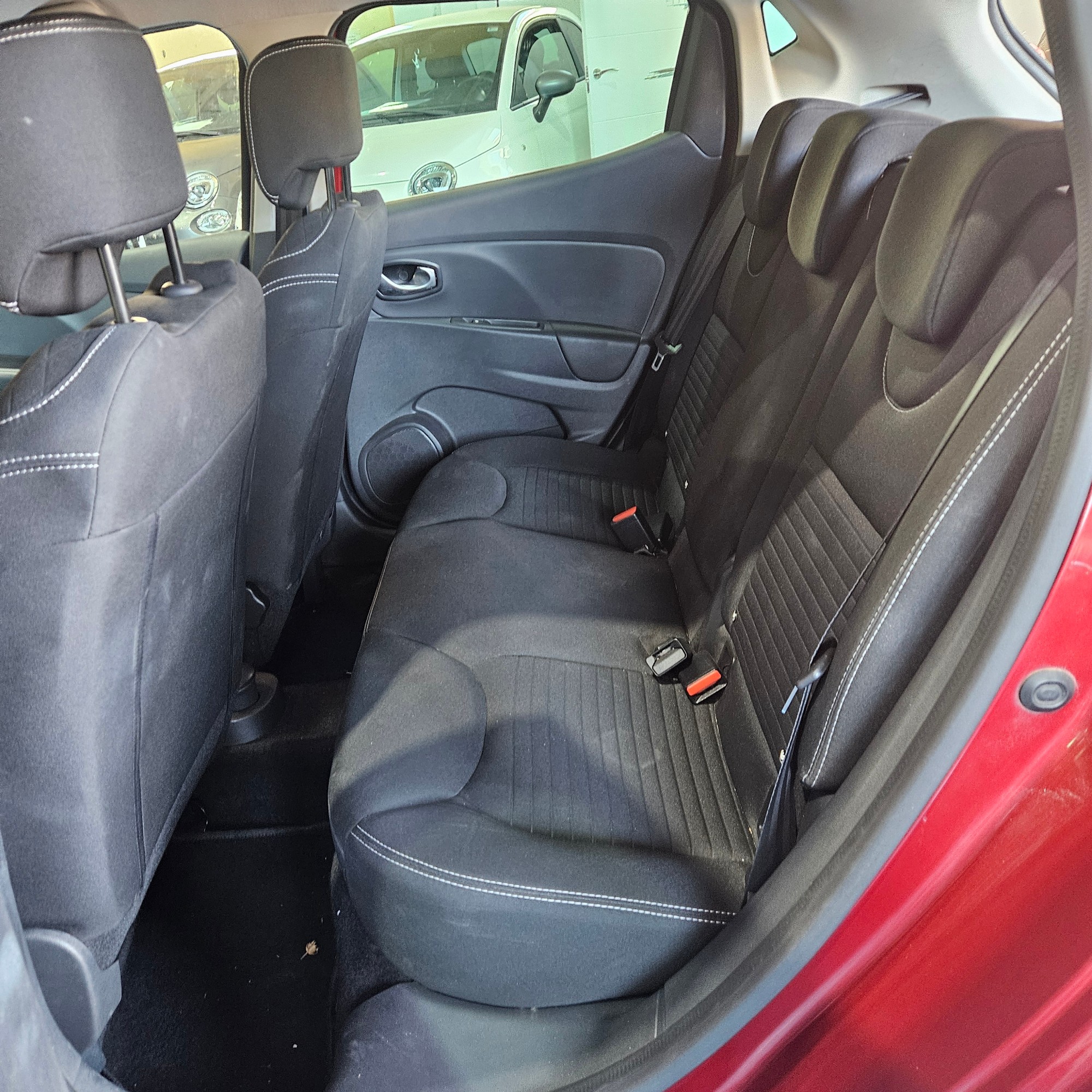Renault Clio - 15