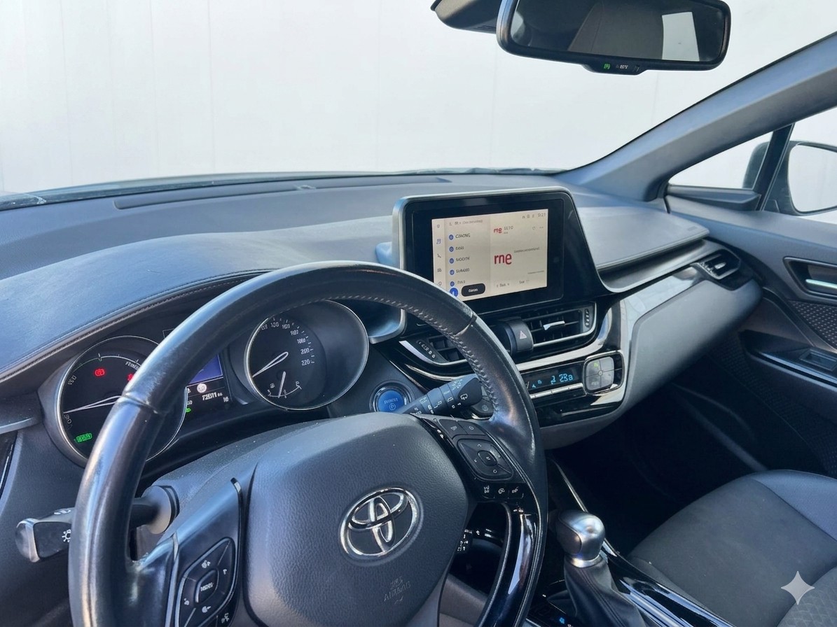 toyota chr