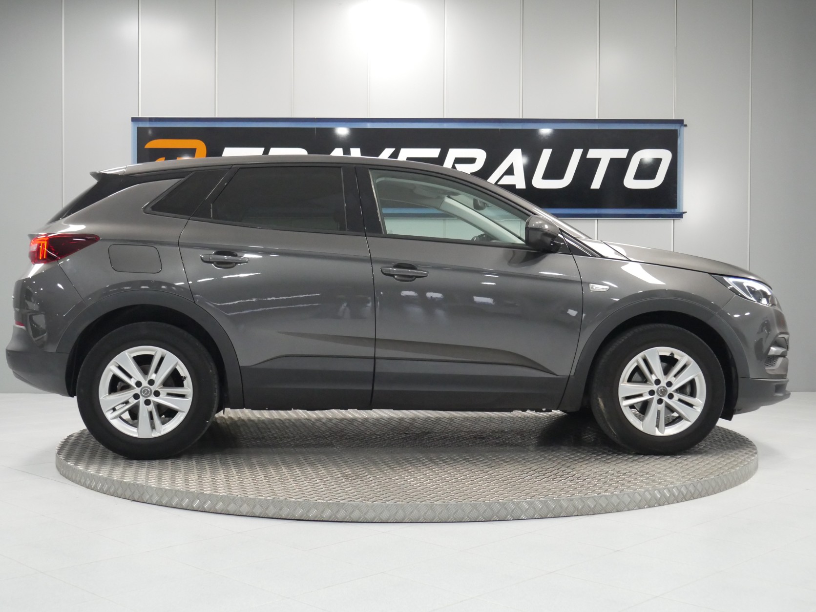 opel grandland x
