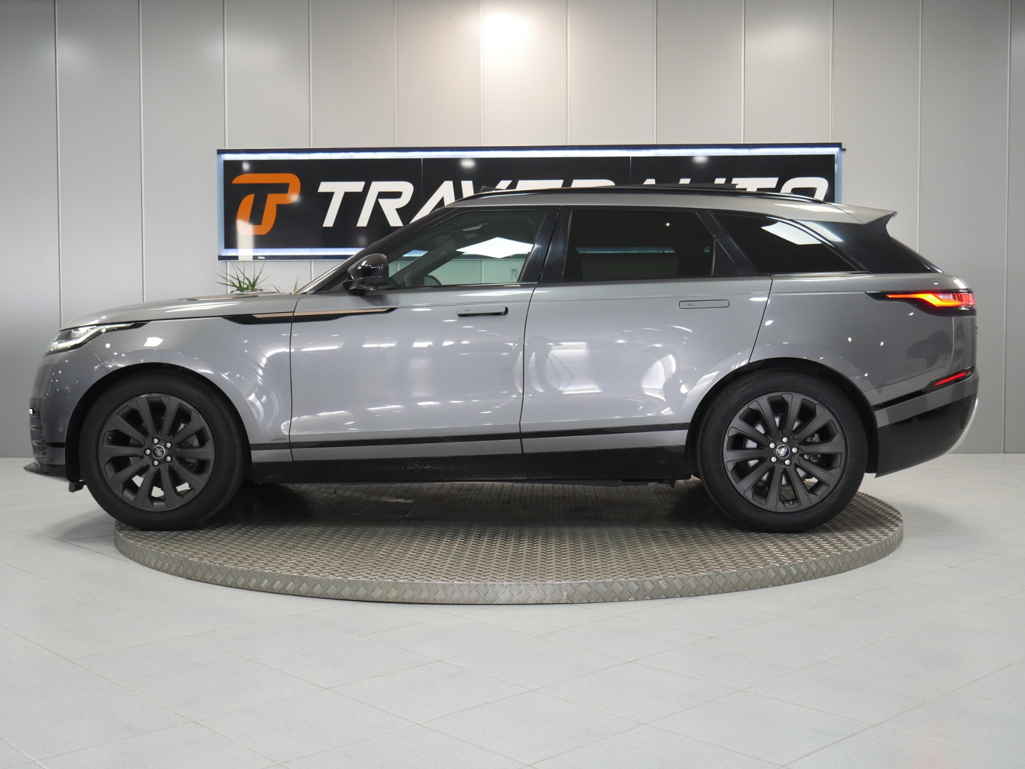 LANDROVER RANGE ROVER VELAR