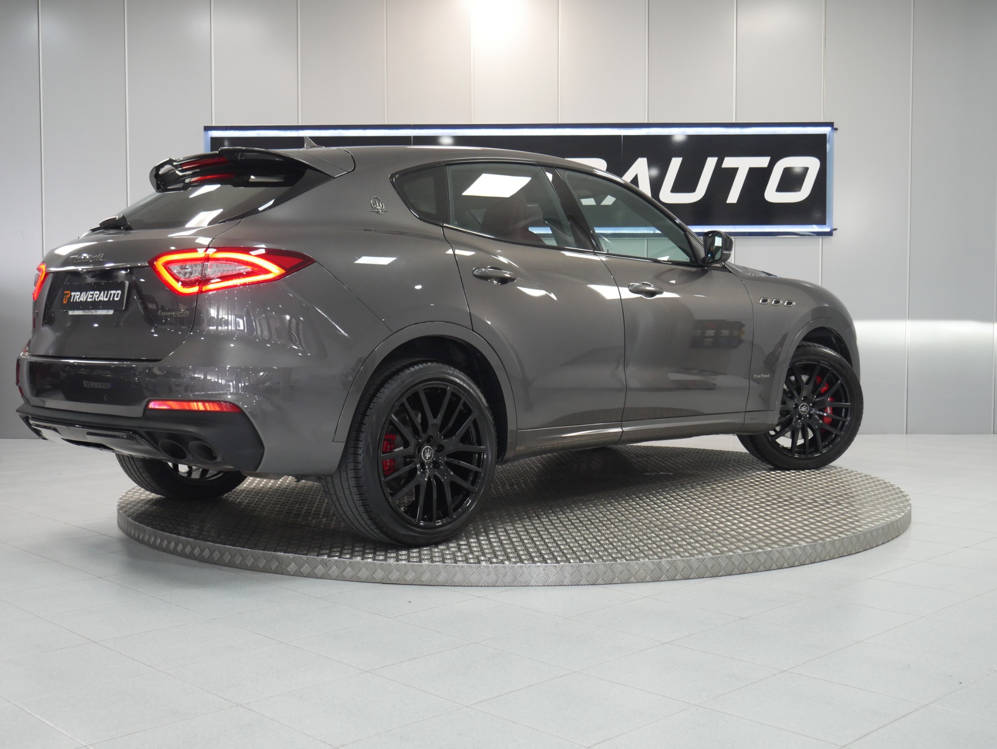 maserati levante