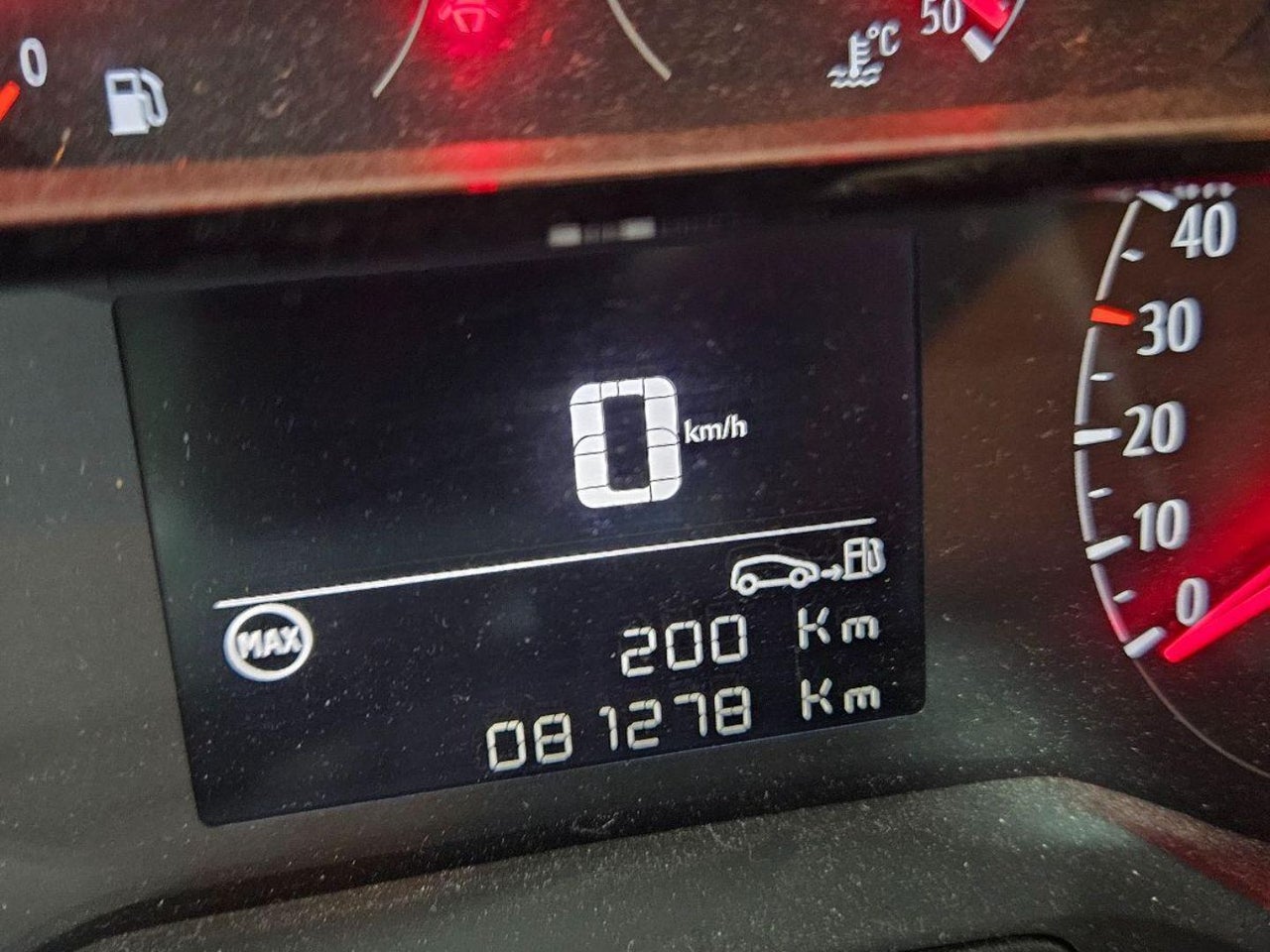 Opel Crossland X - 19
