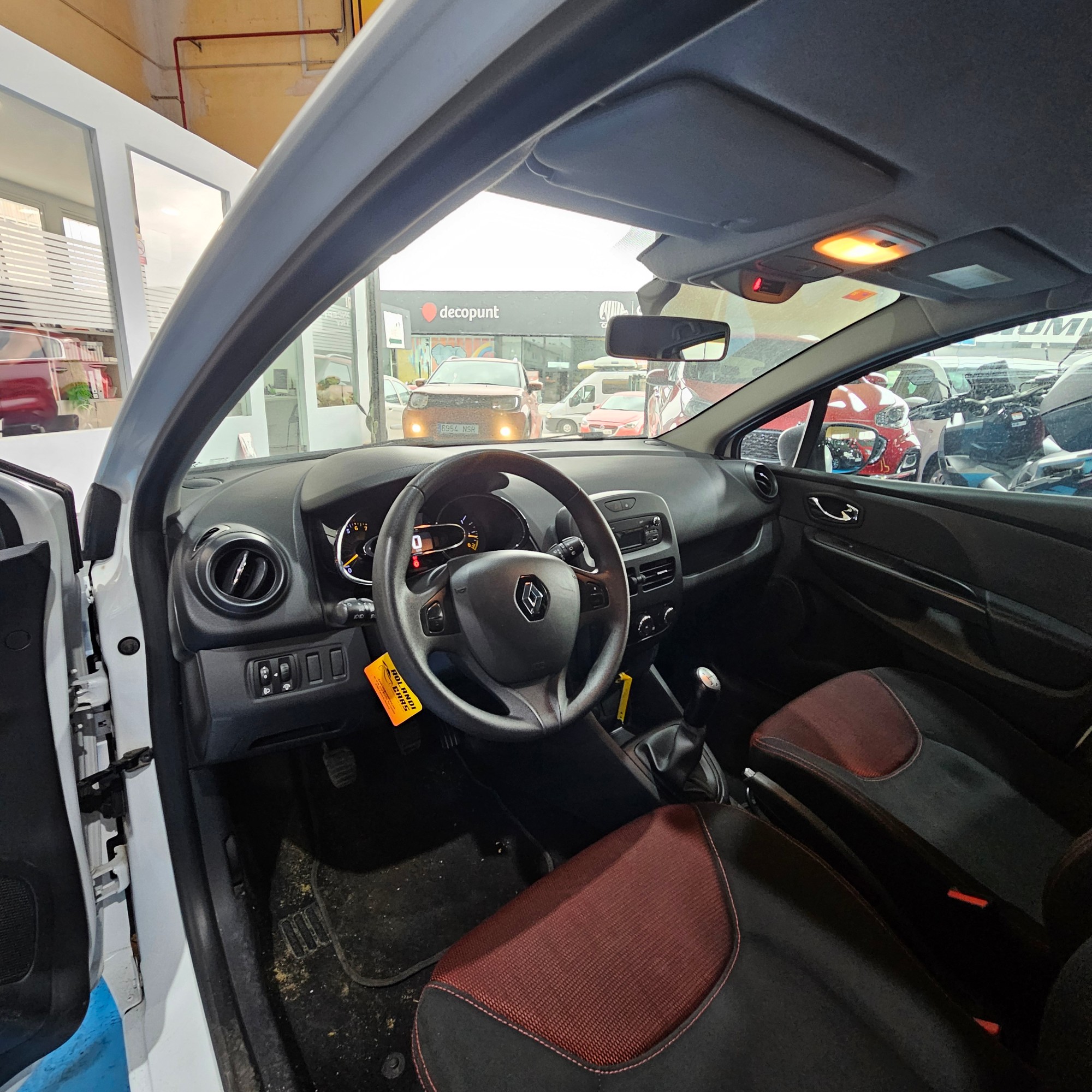Renault Clio III - 9