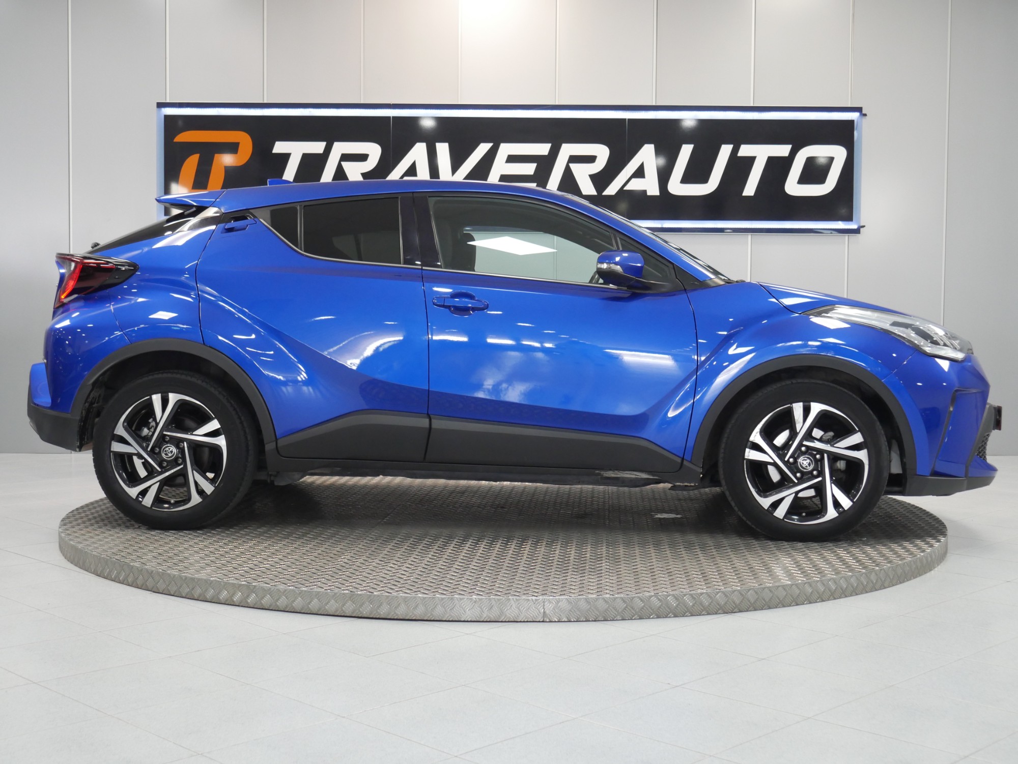 toyota chr