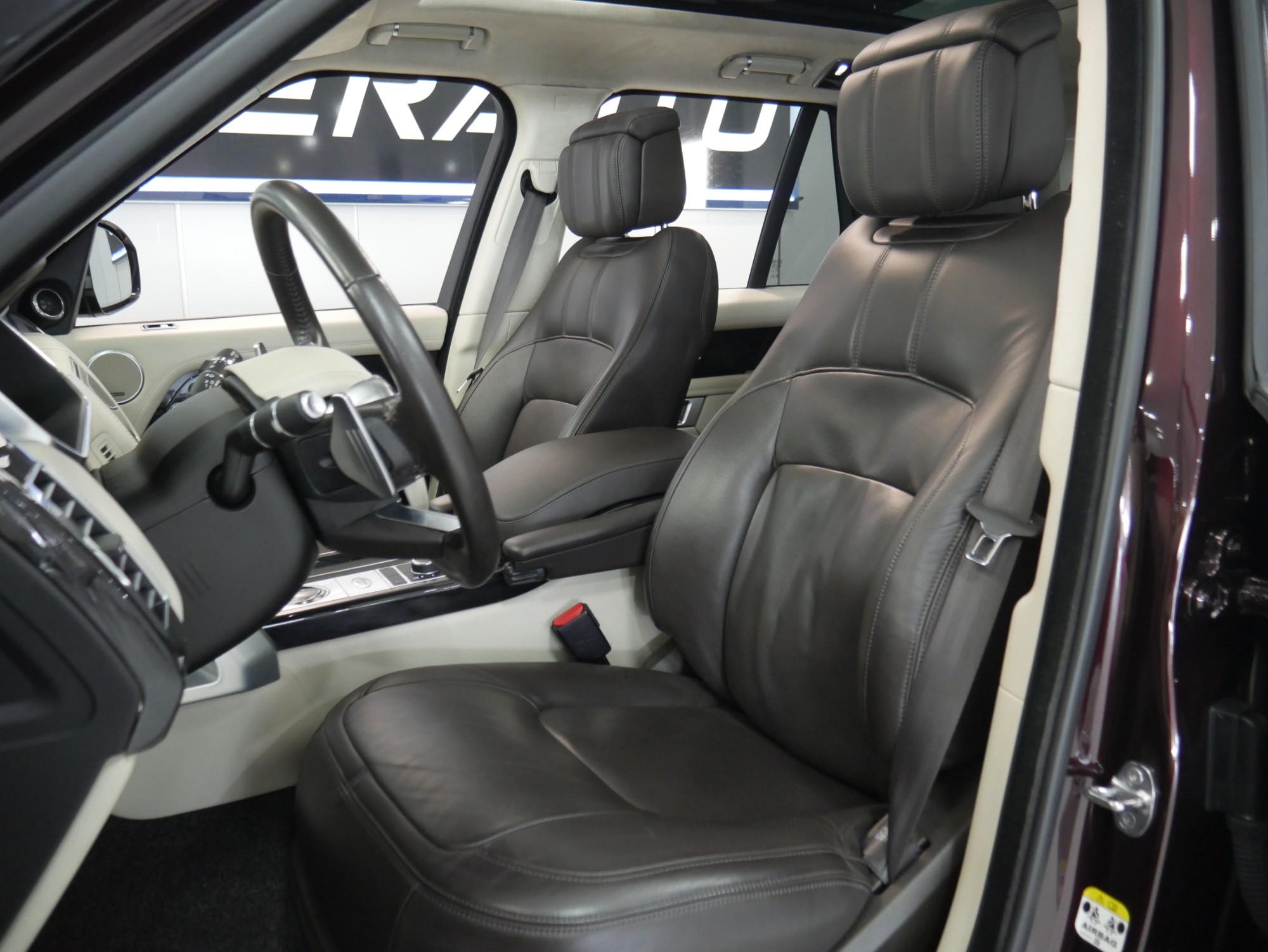 LANDROVER RANGE ROVER
