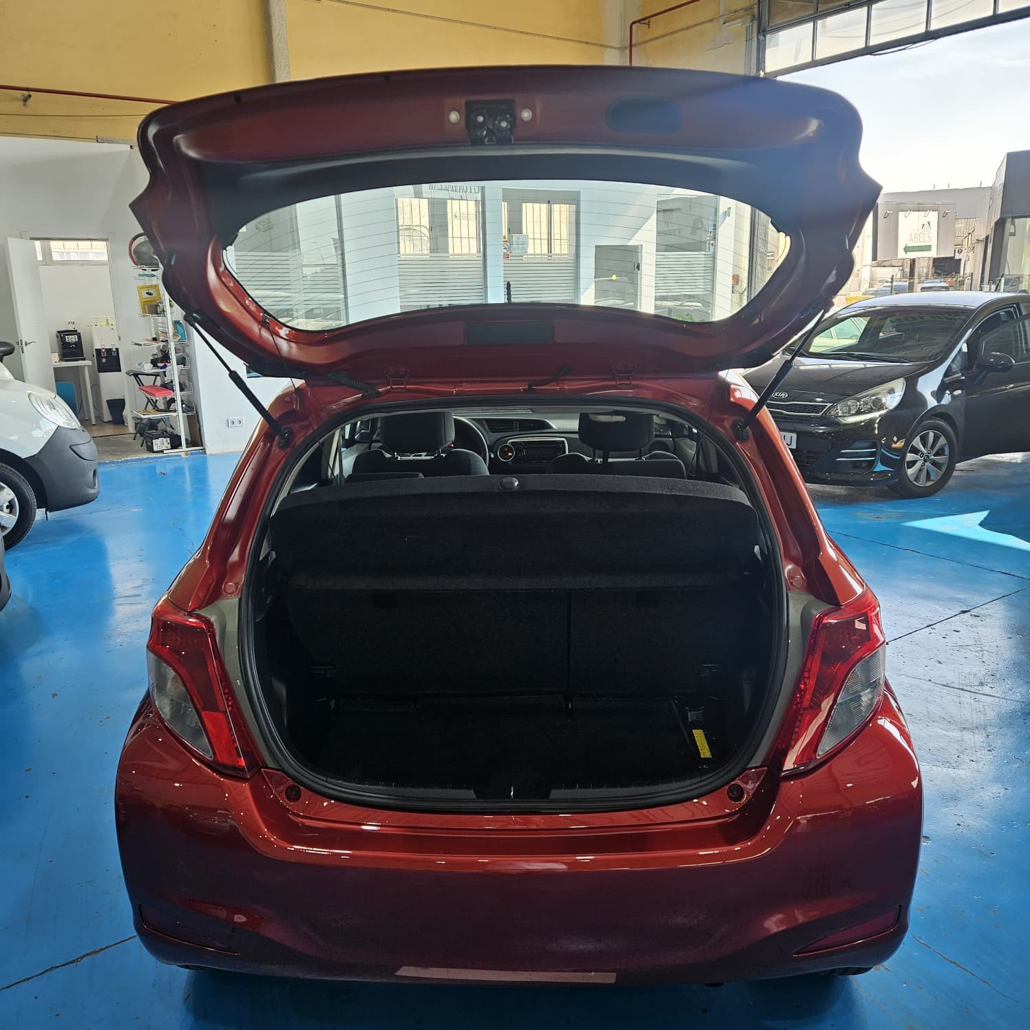 Toyota Yaris - 9